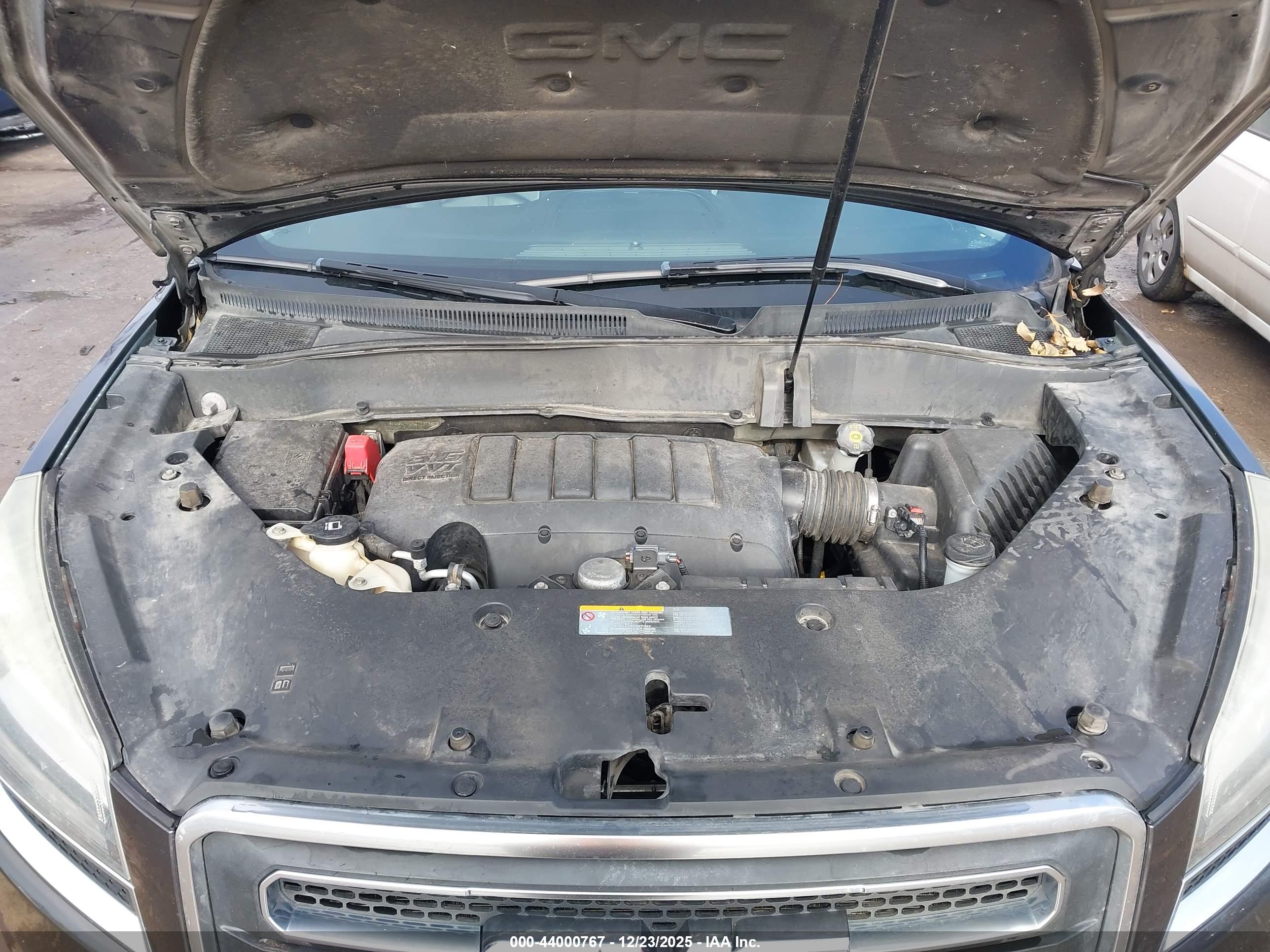 GMC ACADIA image 10