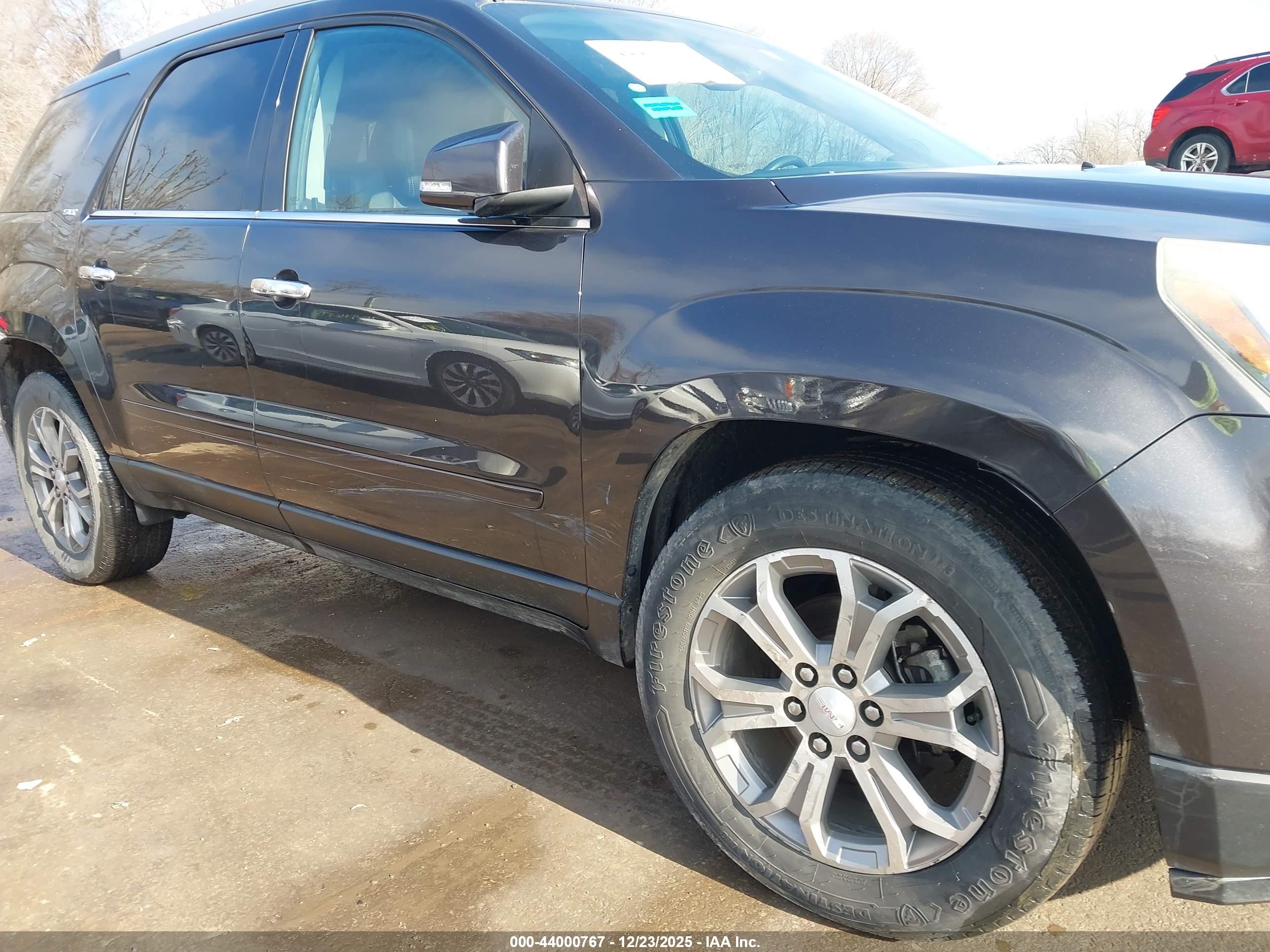 GMC ACADIA image 6
