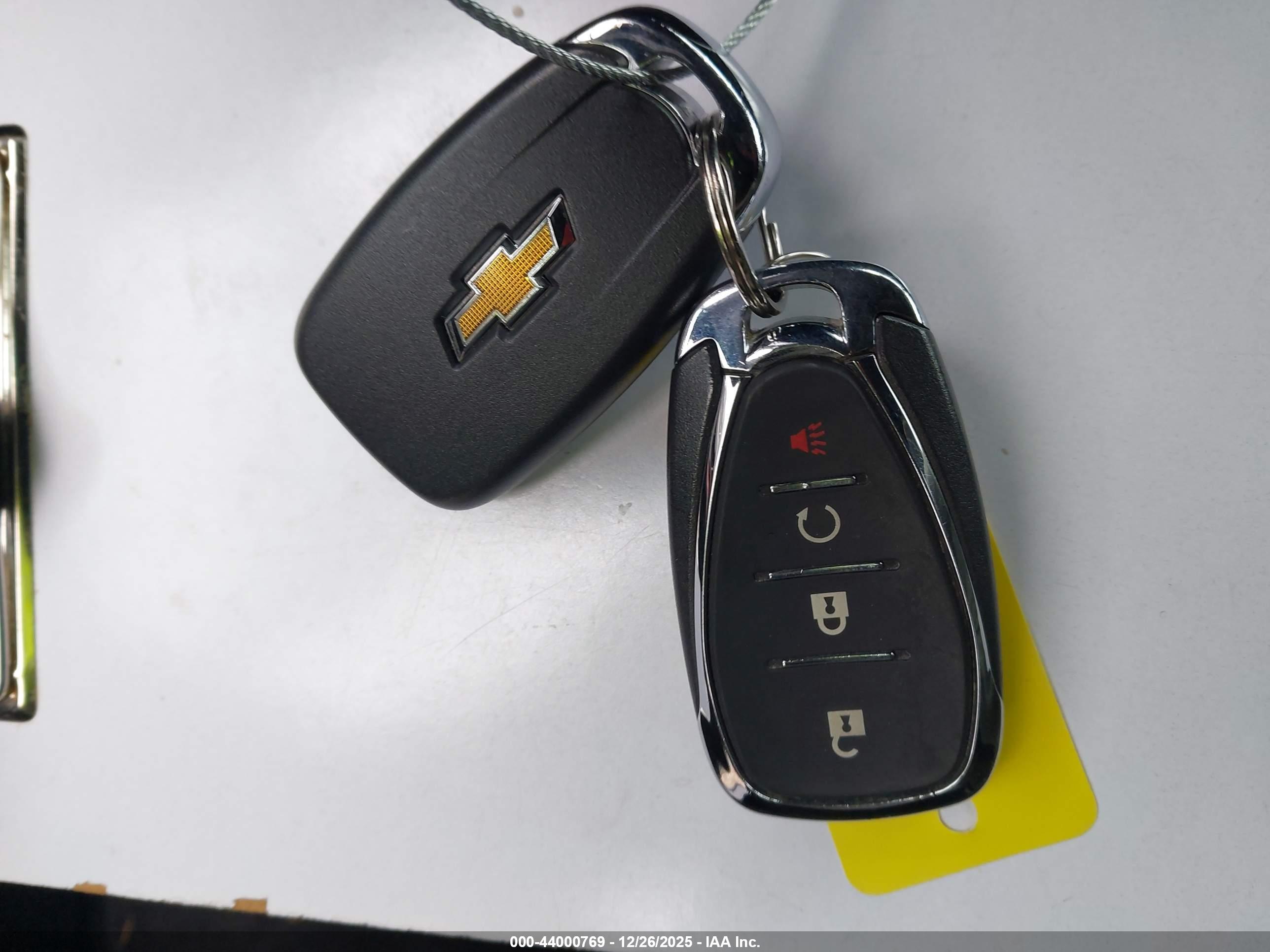 CHEVROLET EQUINOX image 11