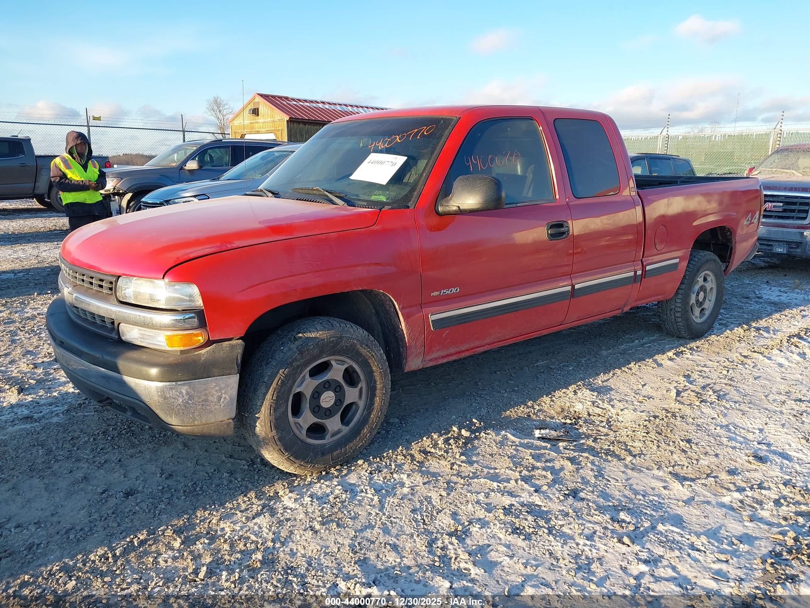 CHEVROLET SILVERADO image 2