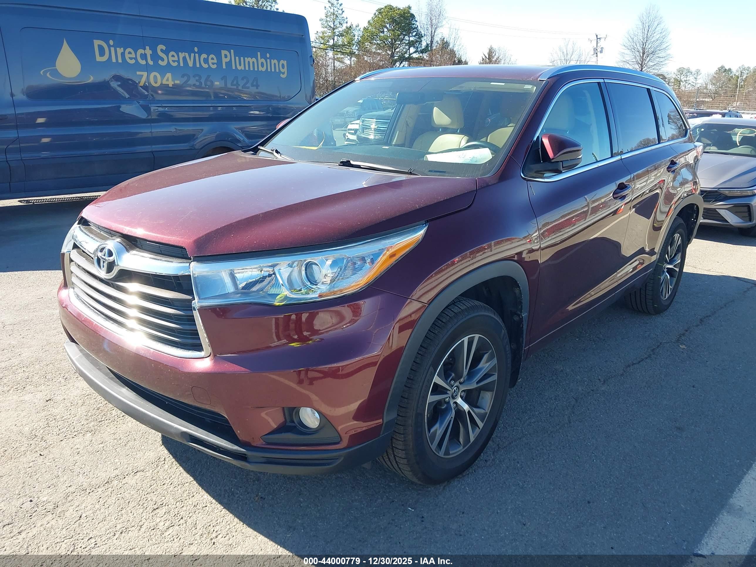 TOYOTA HIGHLANDER image 2