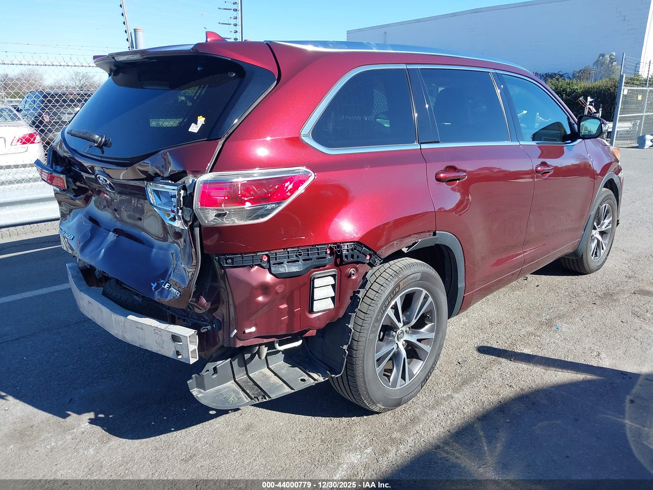 TOYOTA HIGHLANDER image 4