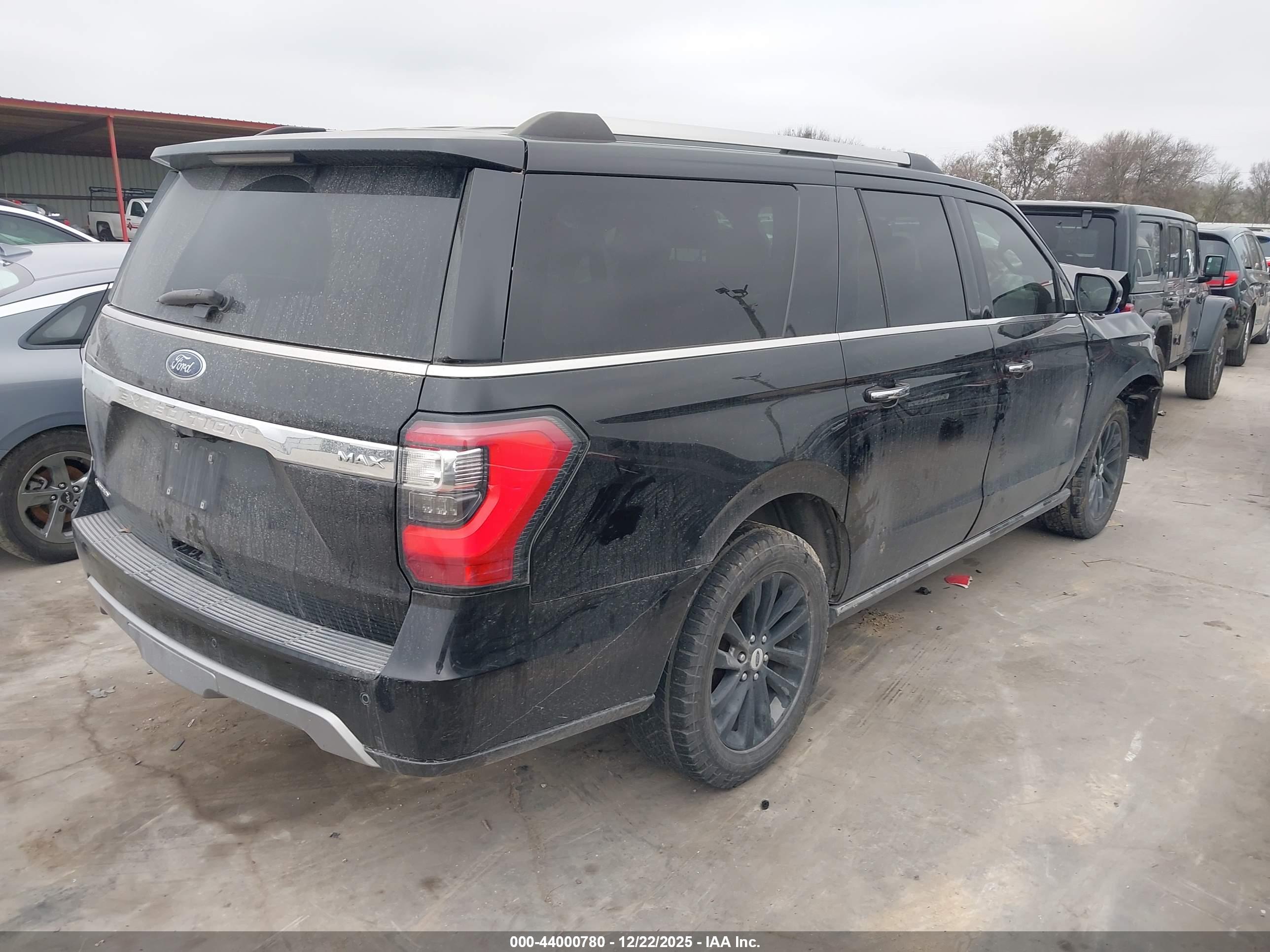 FORD EXPEDITION image 4