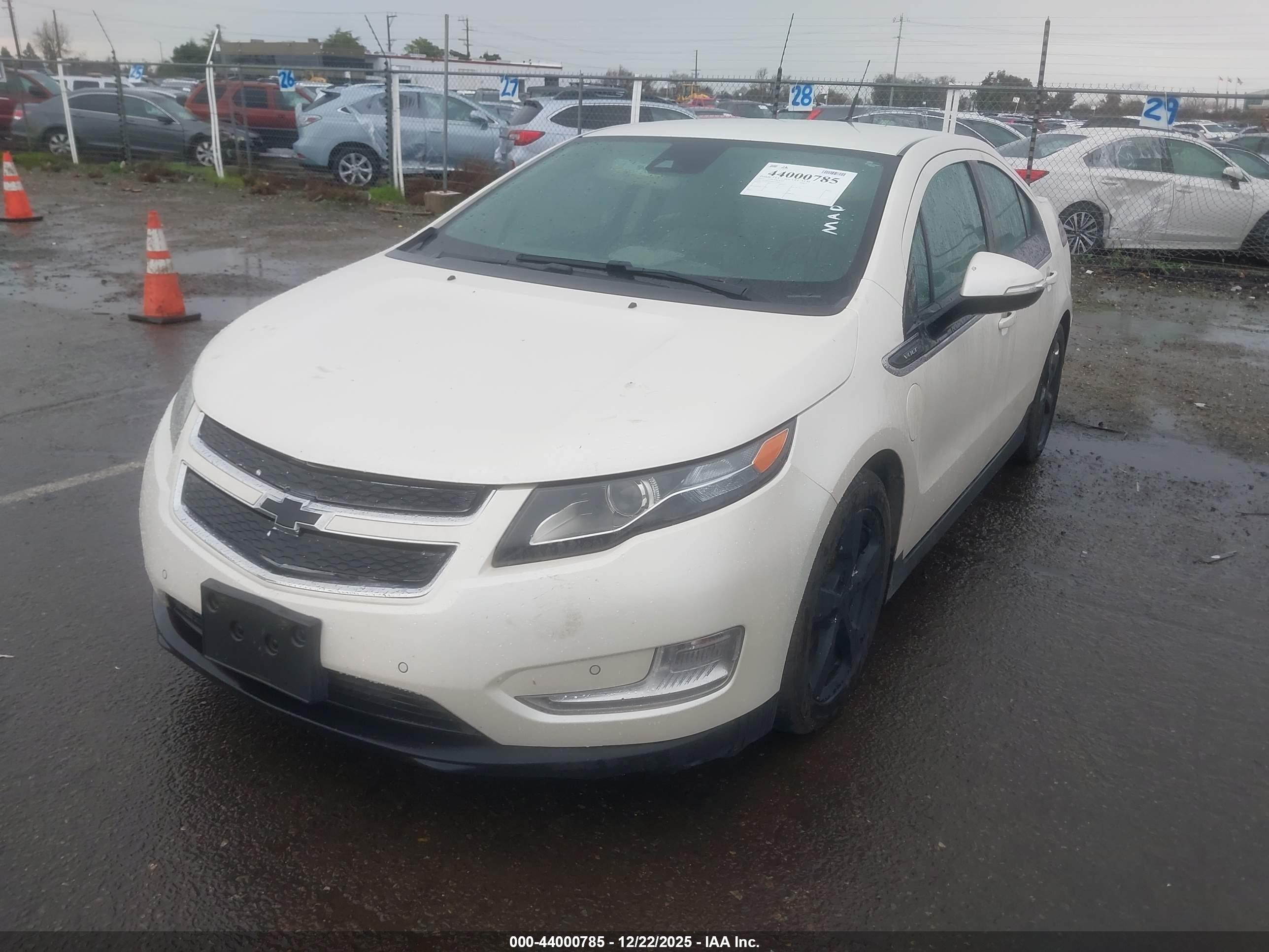 CHEVROLET VOLT image 2