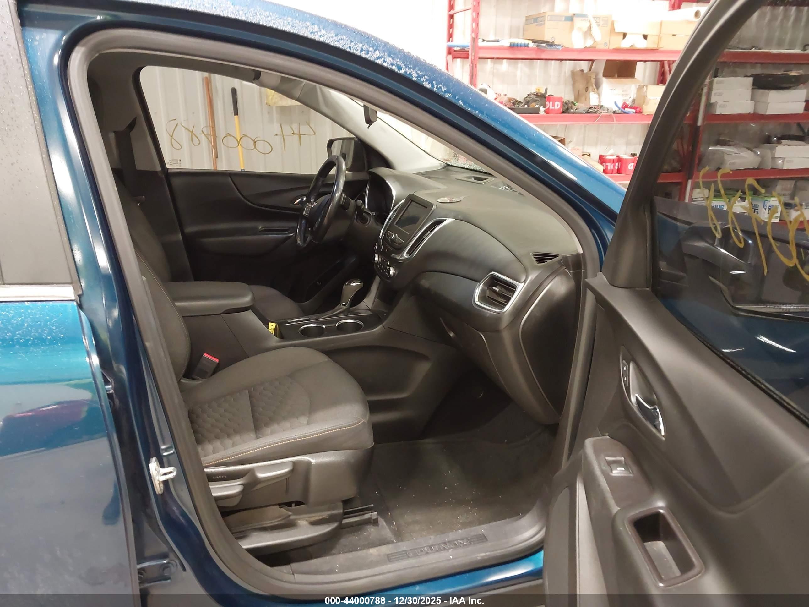 CHEVROLET EQUINOX image 5