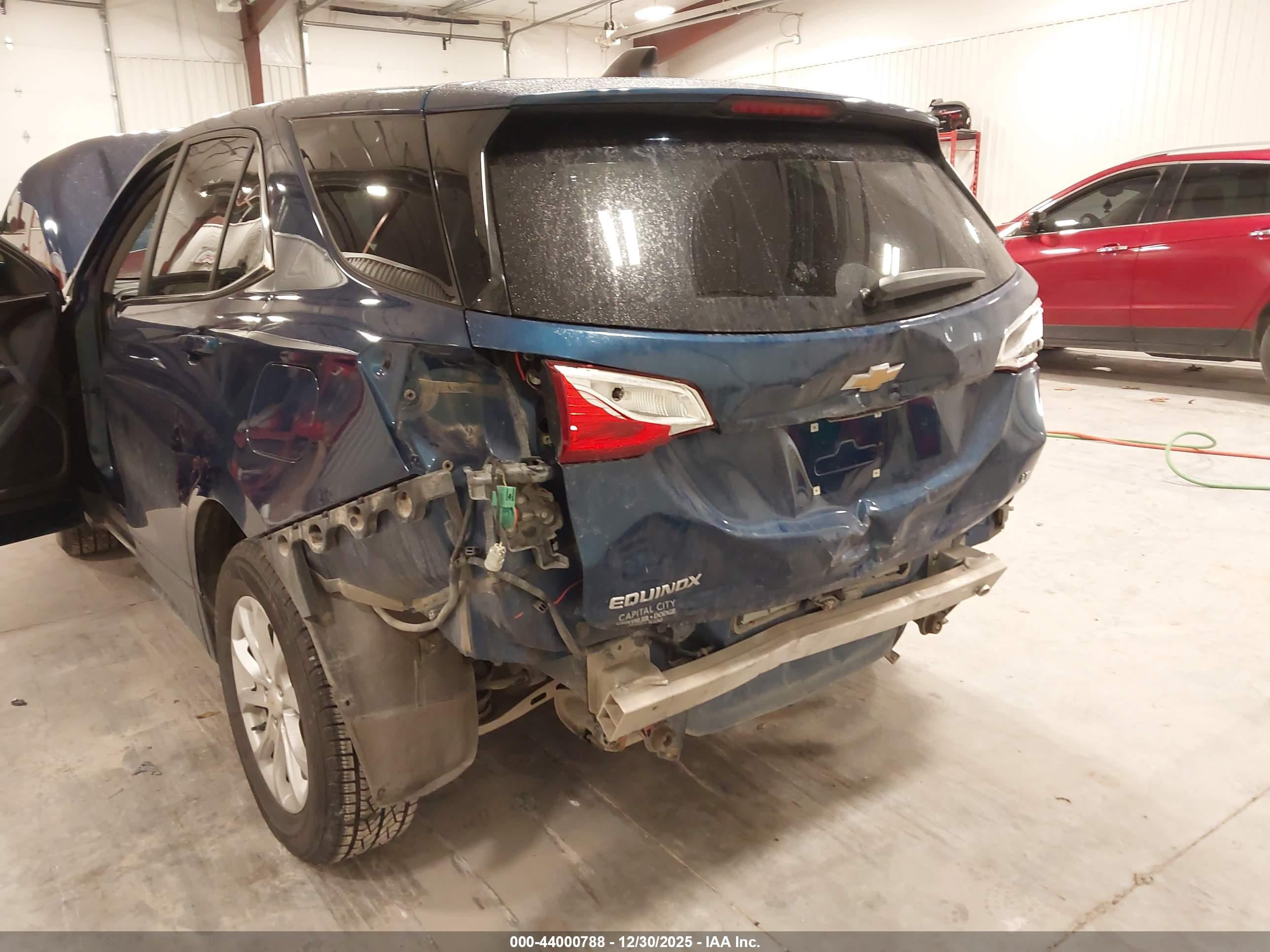 CHEVROLET EQUINOX image 6