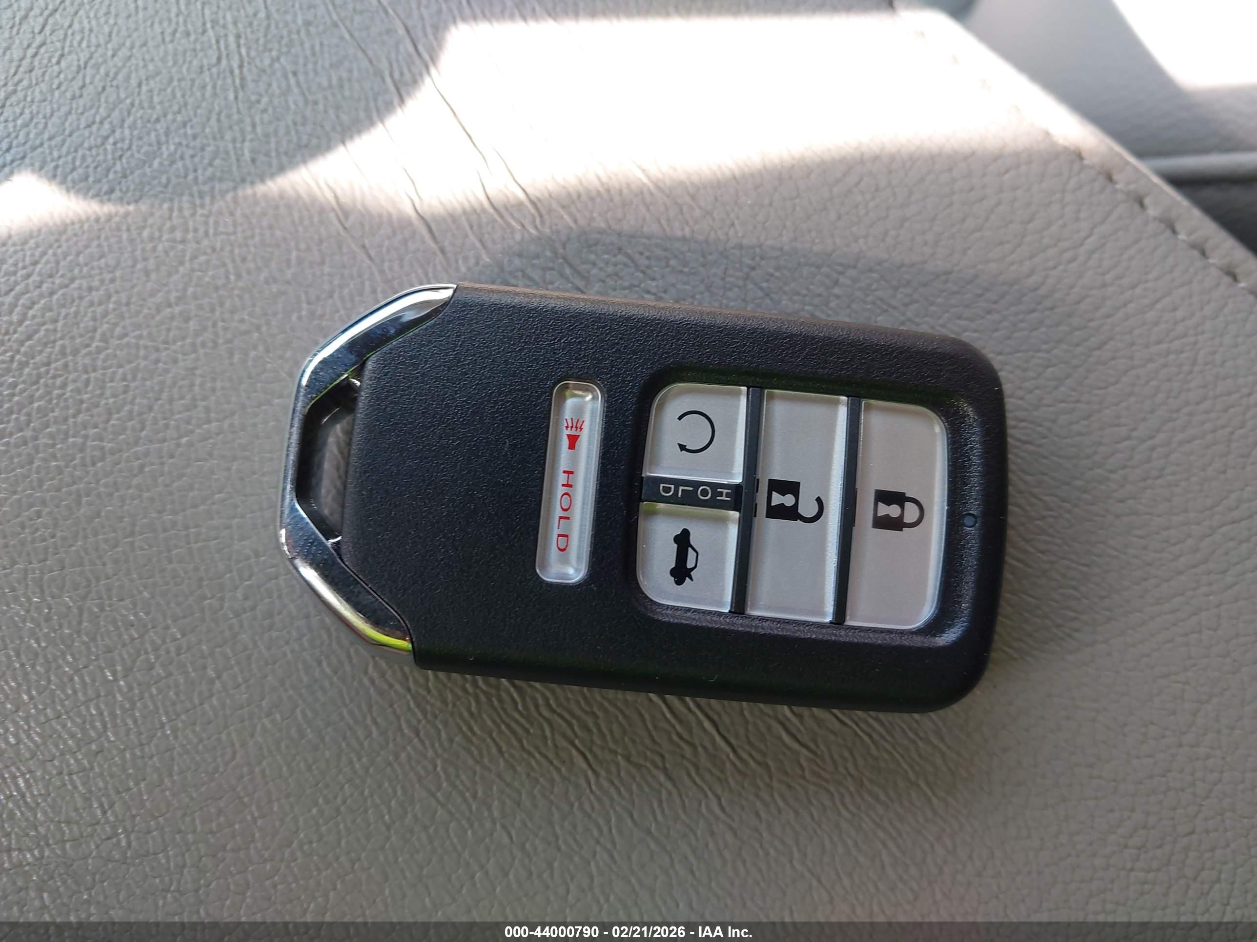 HONDA CR-V image 11