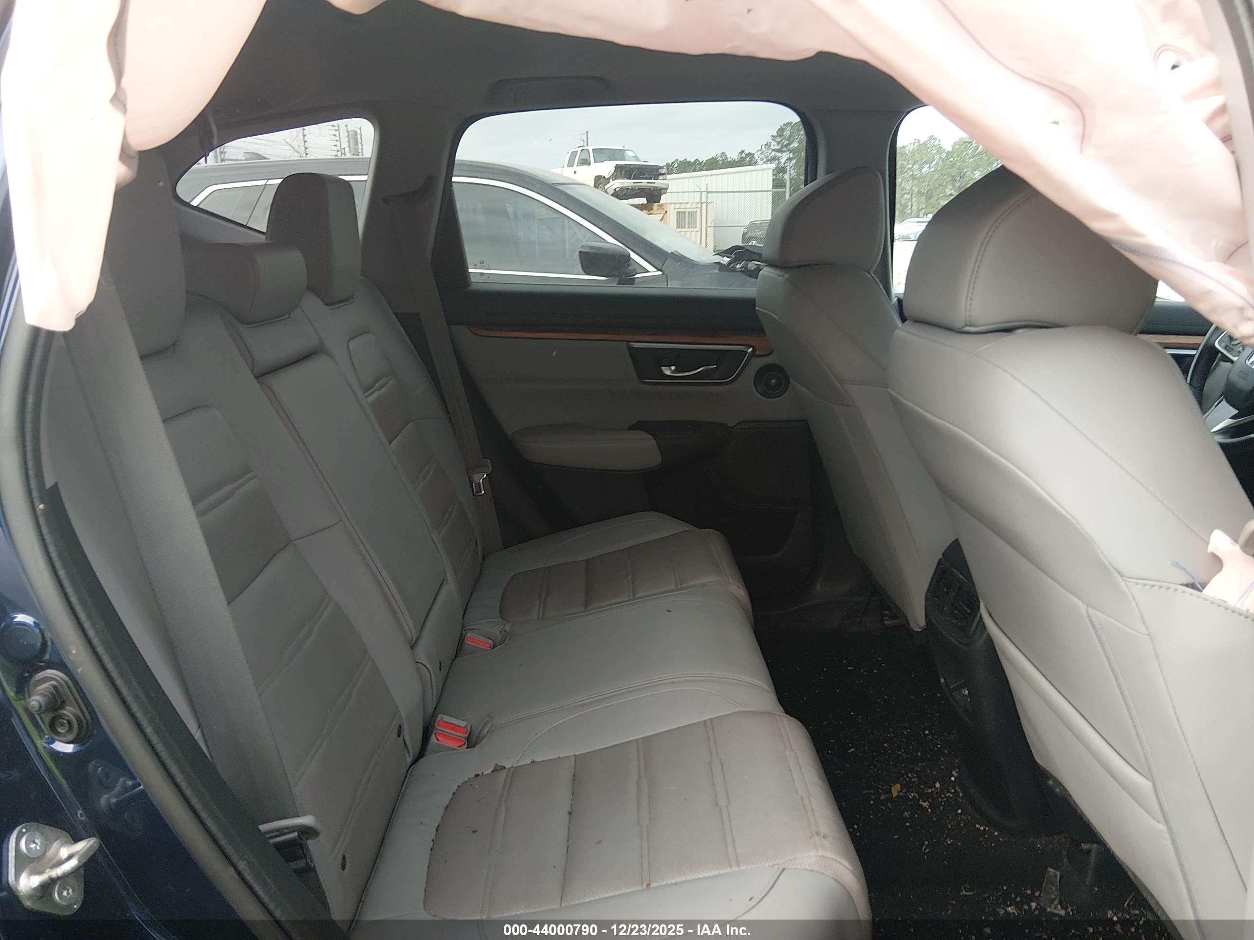HONDA CR-V image 8