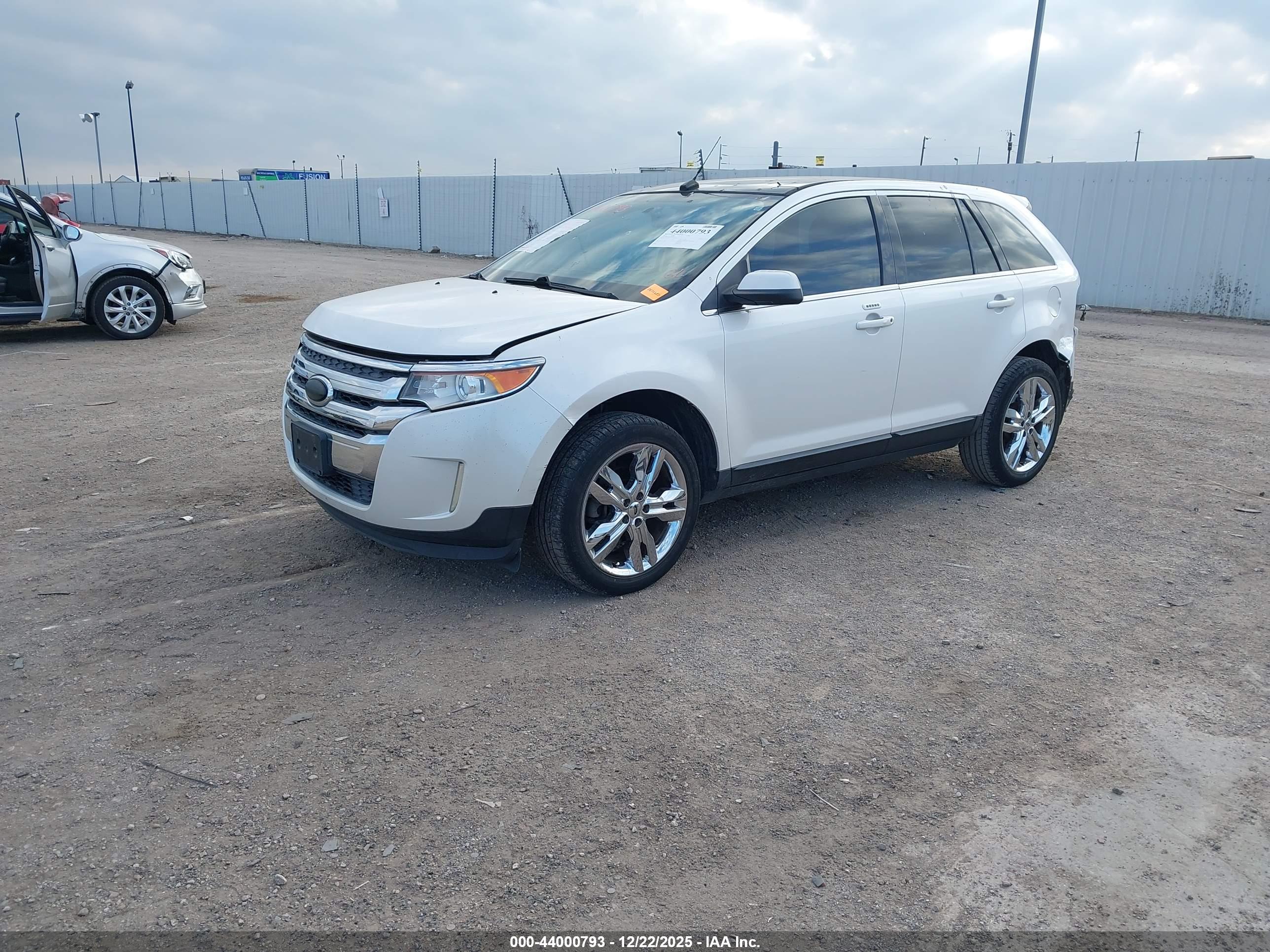 FORD EDGE image 2