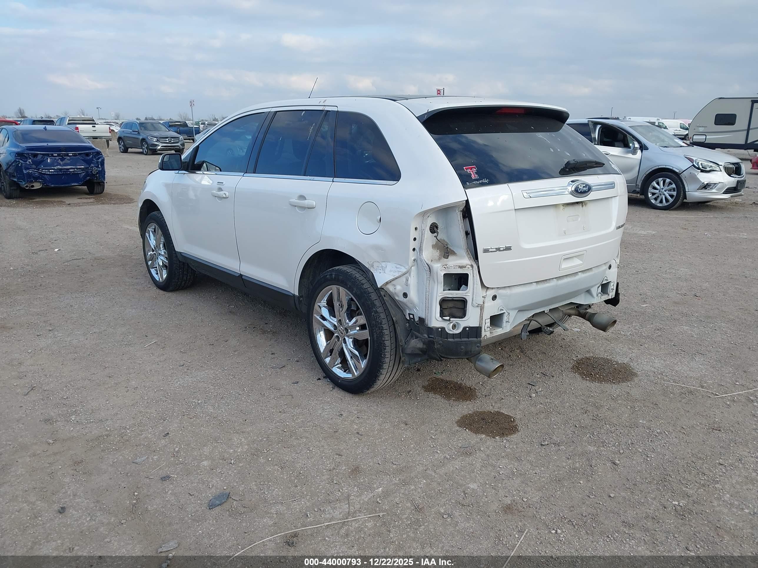 FORD EDGE image 3