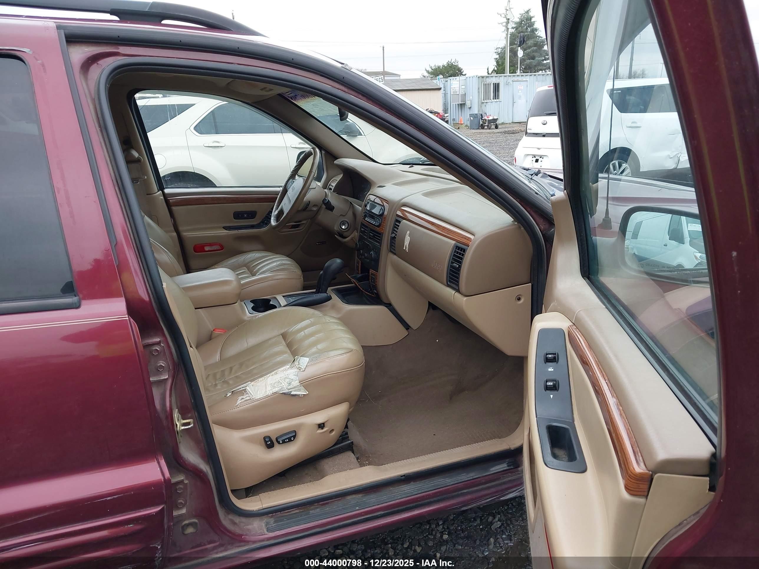JEEP GRAND image 5