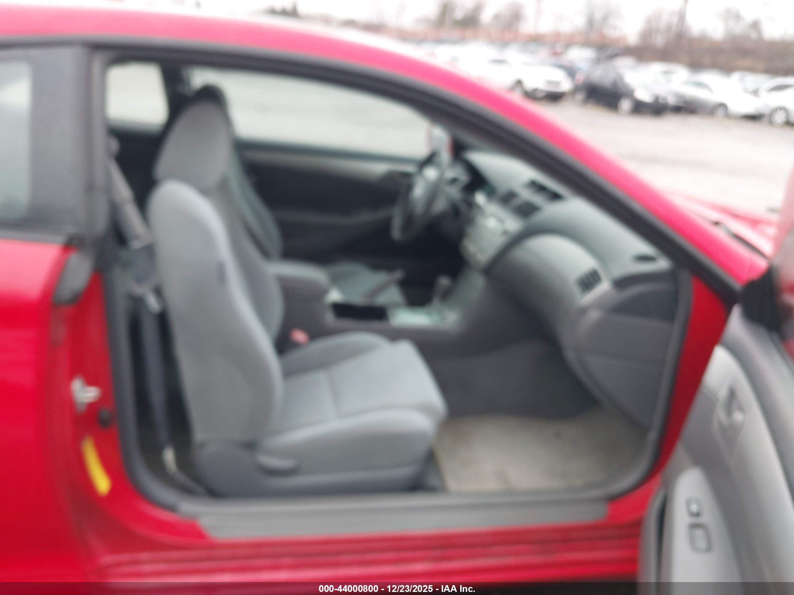TOYOTA CAMRY image 5