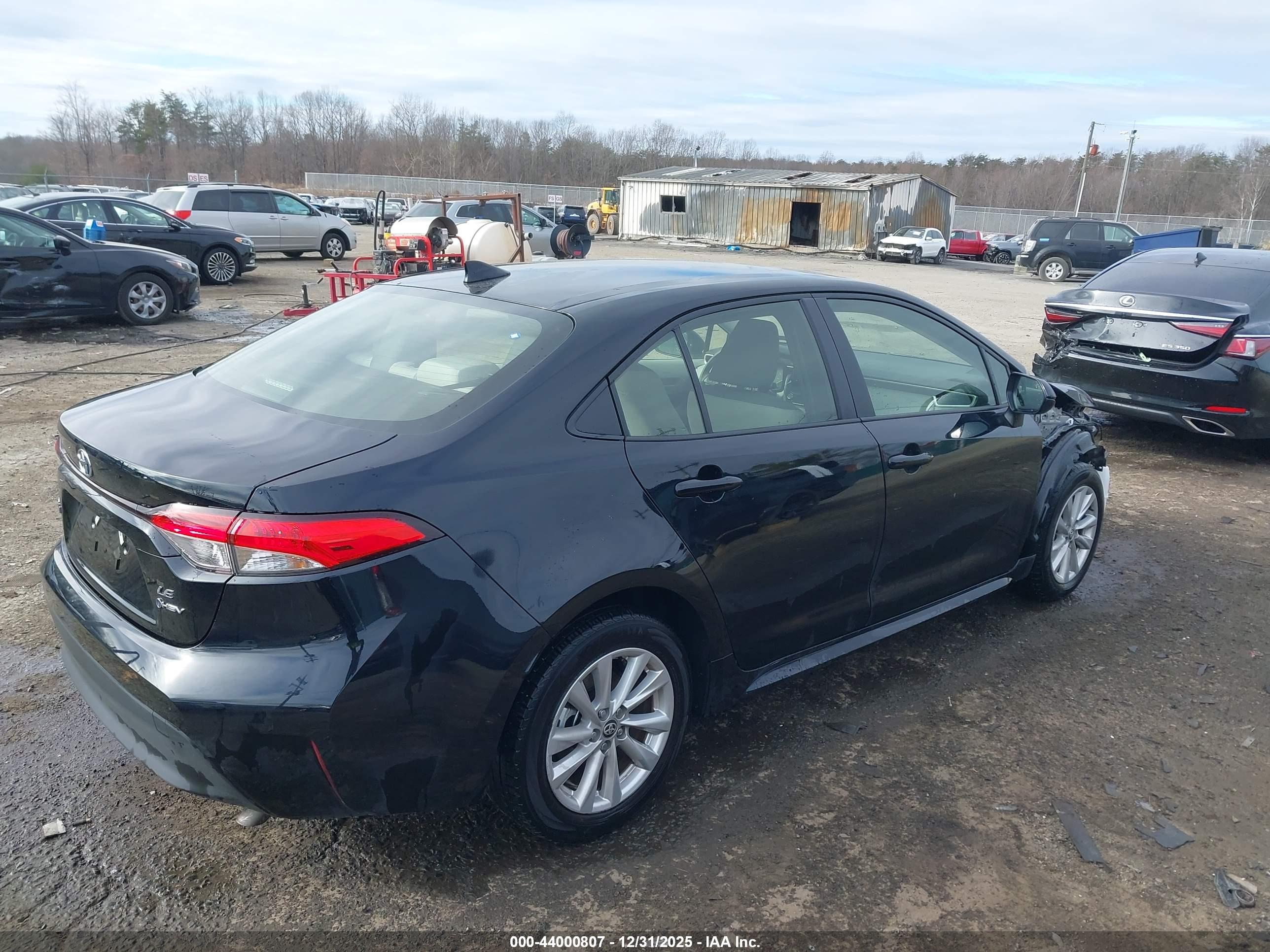 TOYOTA COROLLA image 4