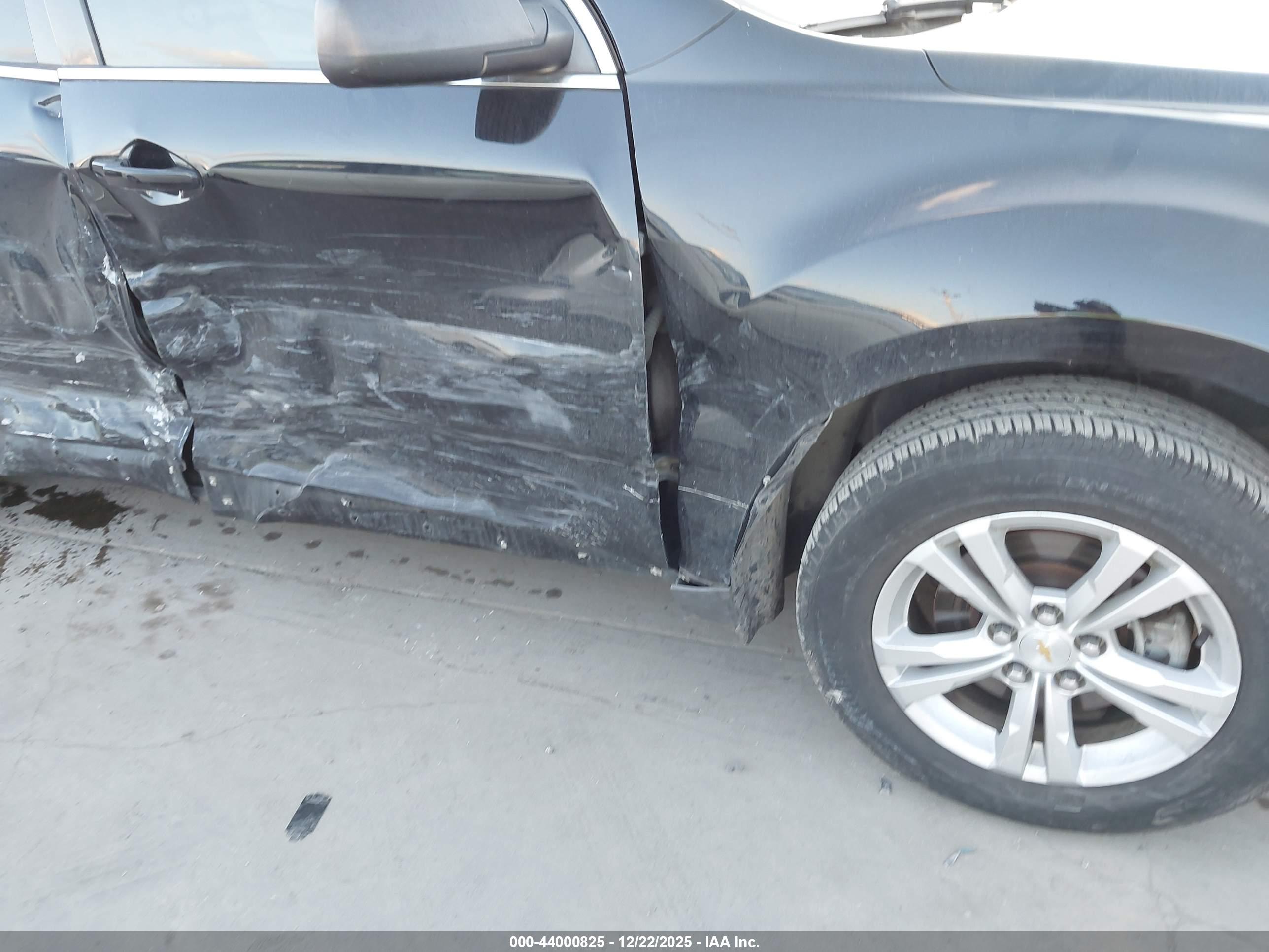 CHEVROLET EQUINOX image 6