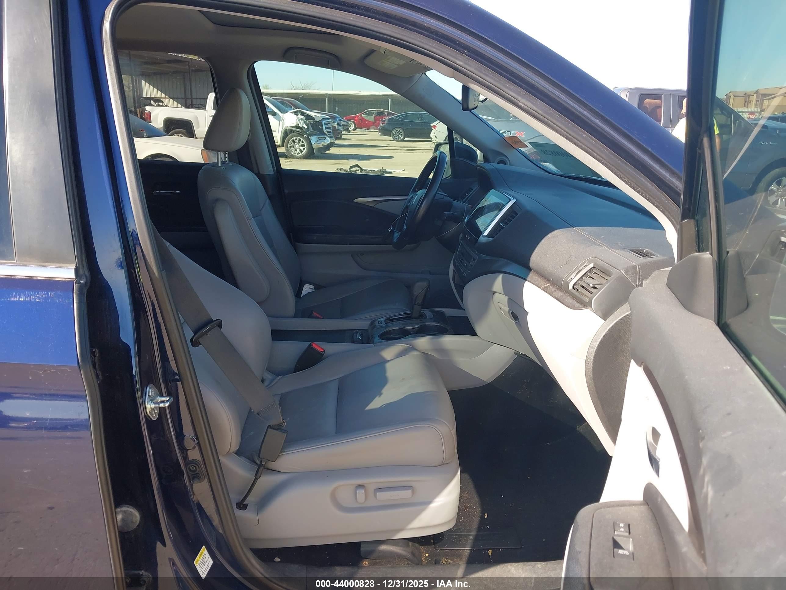 HONDA PILOT image 5