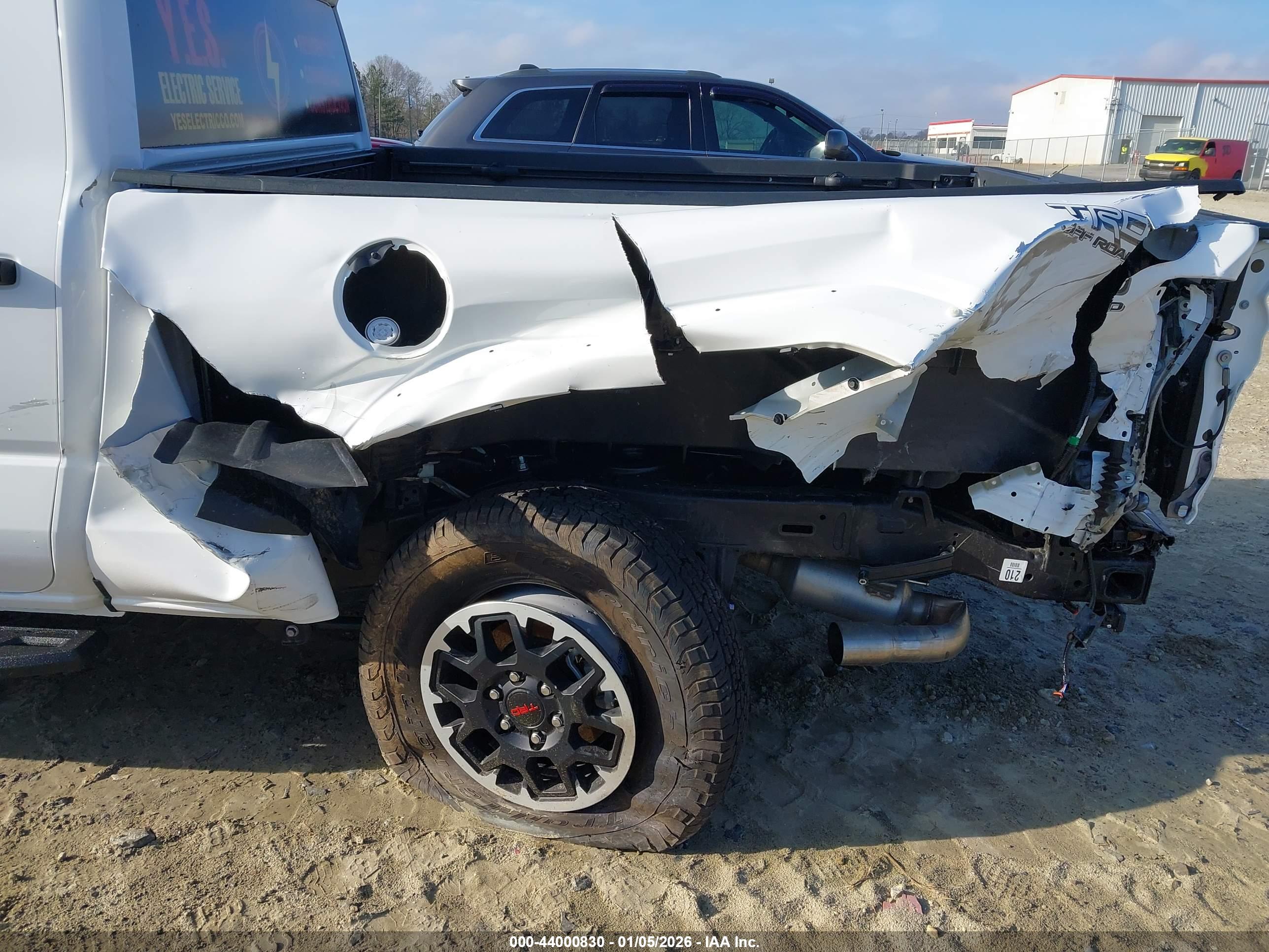 TOYOTA TACOMA image 6