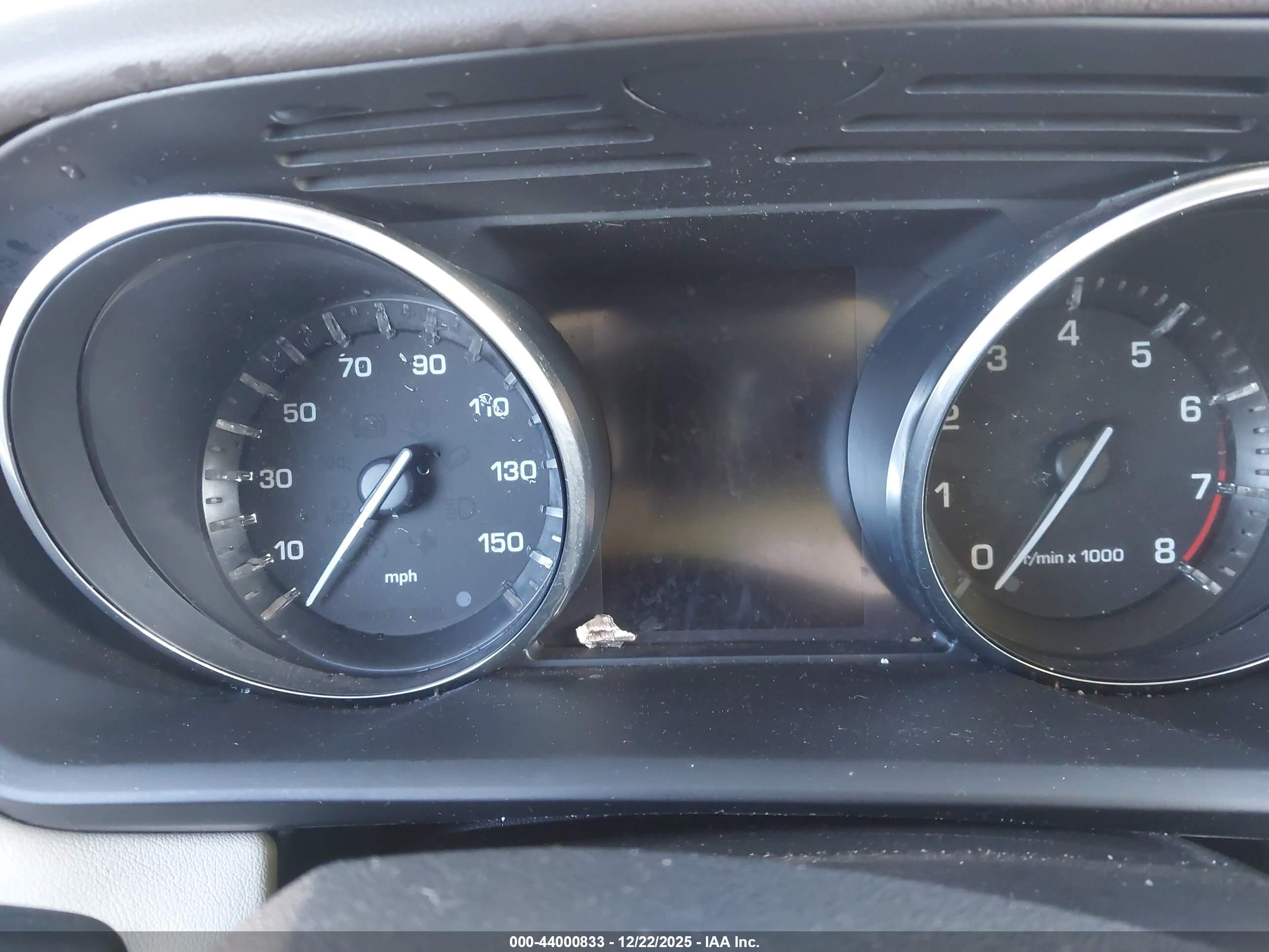 LAND ROVER image 7