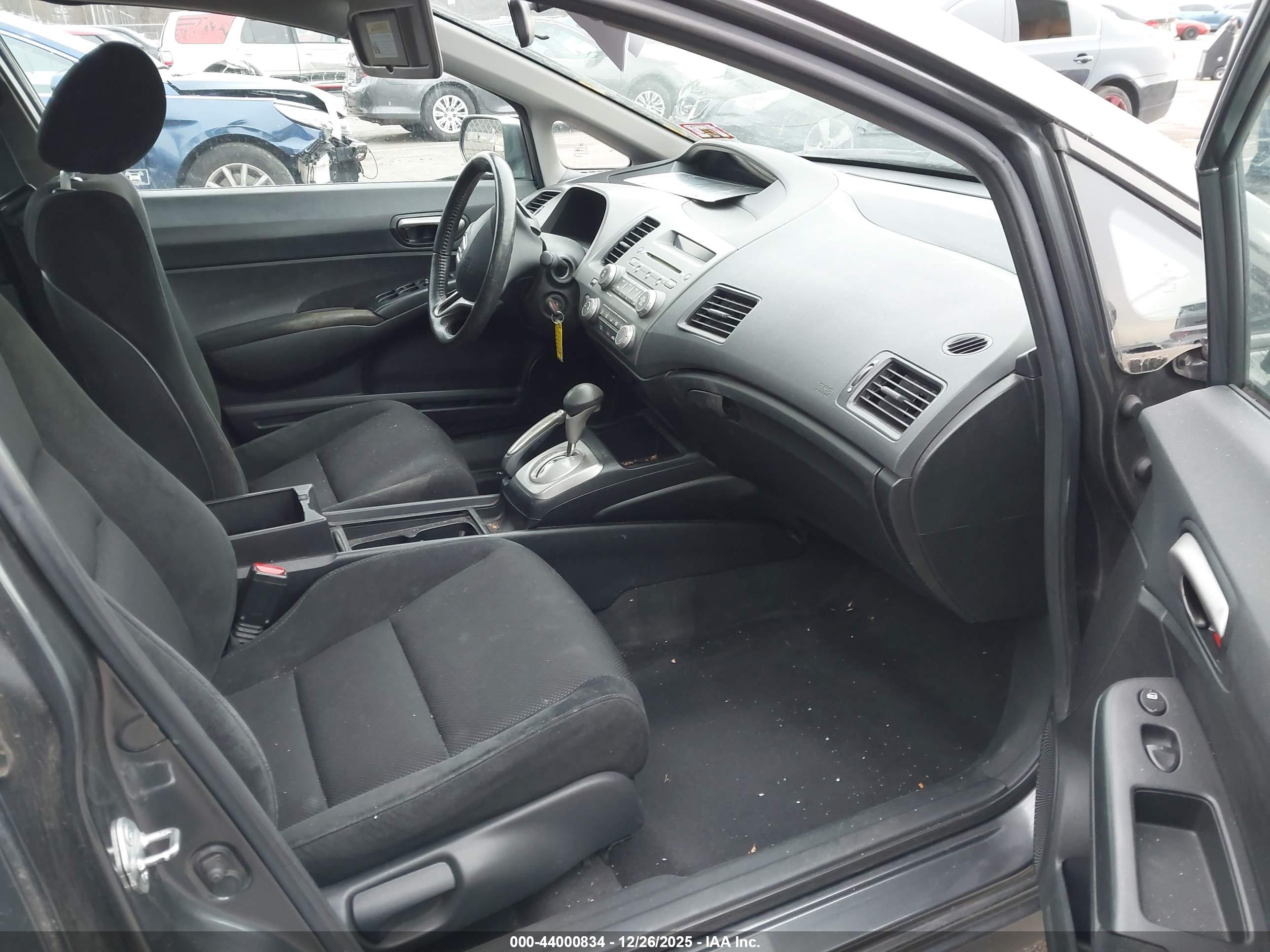 HONDA CIVIC image 5