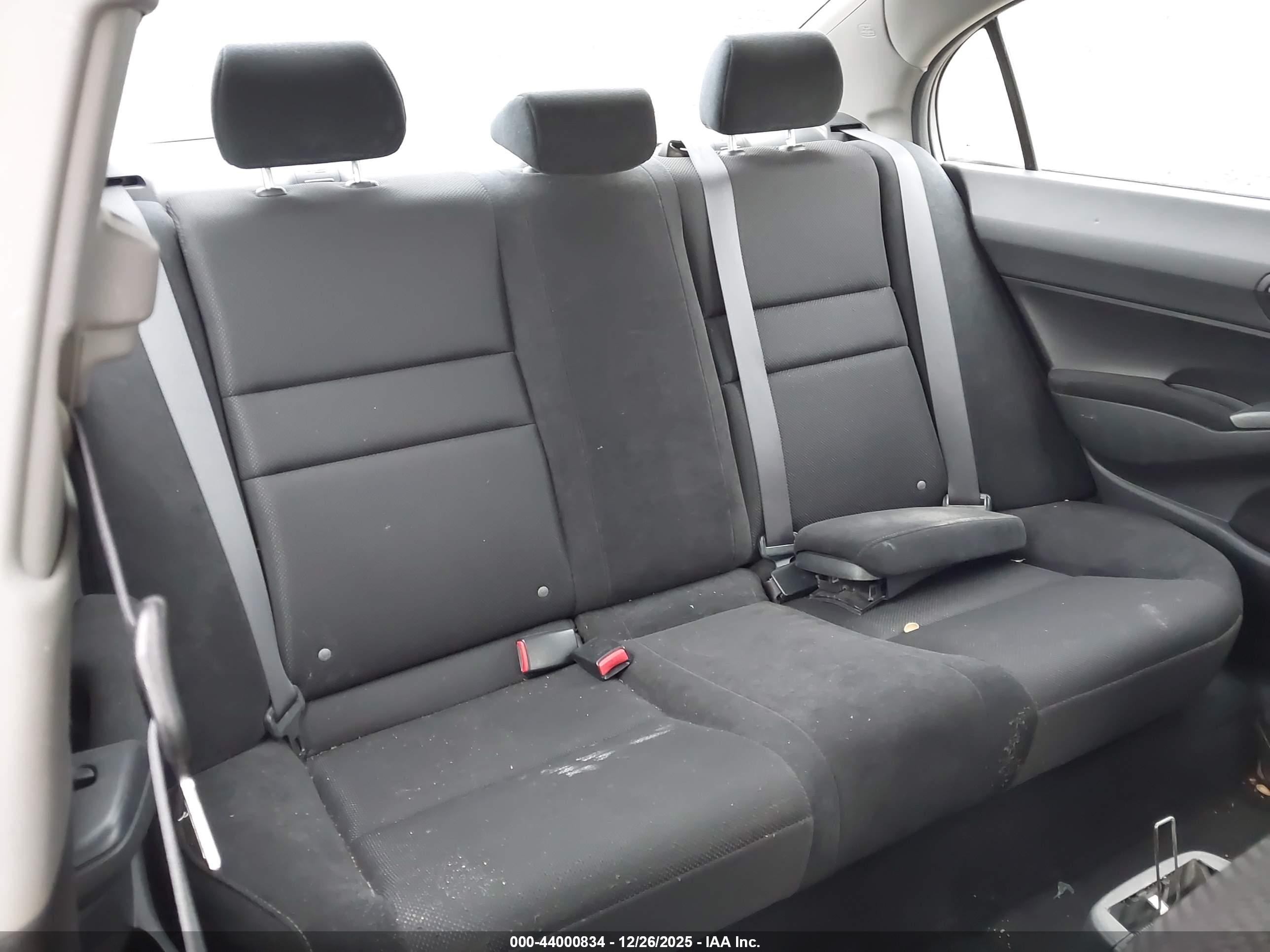HONDA CIVIC image 8