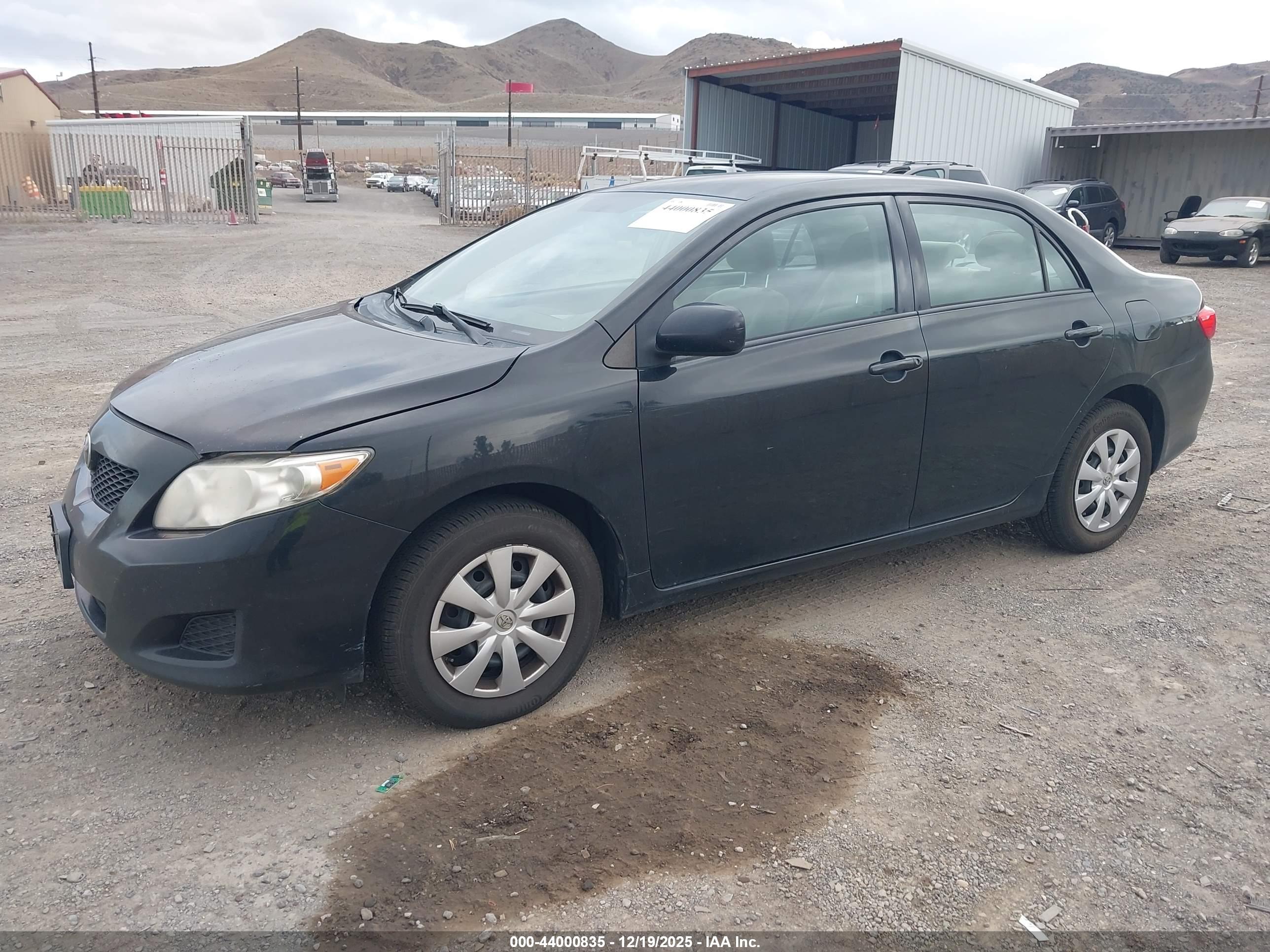 TOYOTA COROLLA image 2
