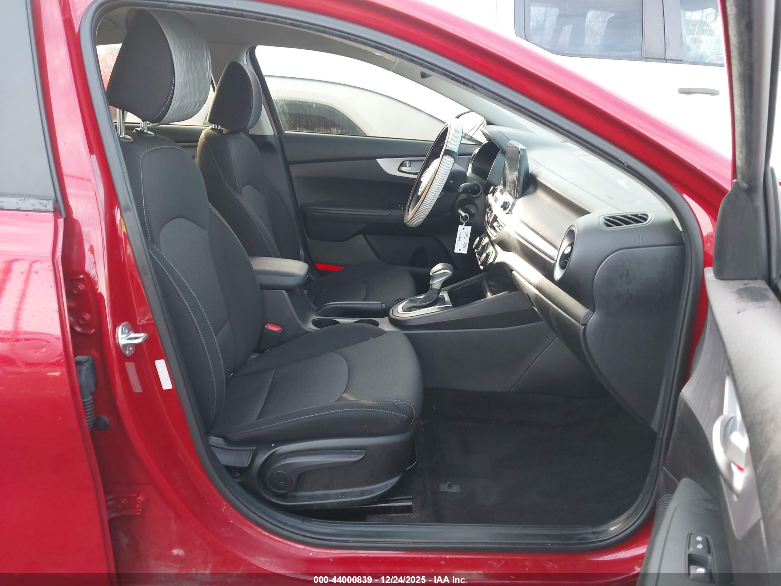 KIA FORTE image 5