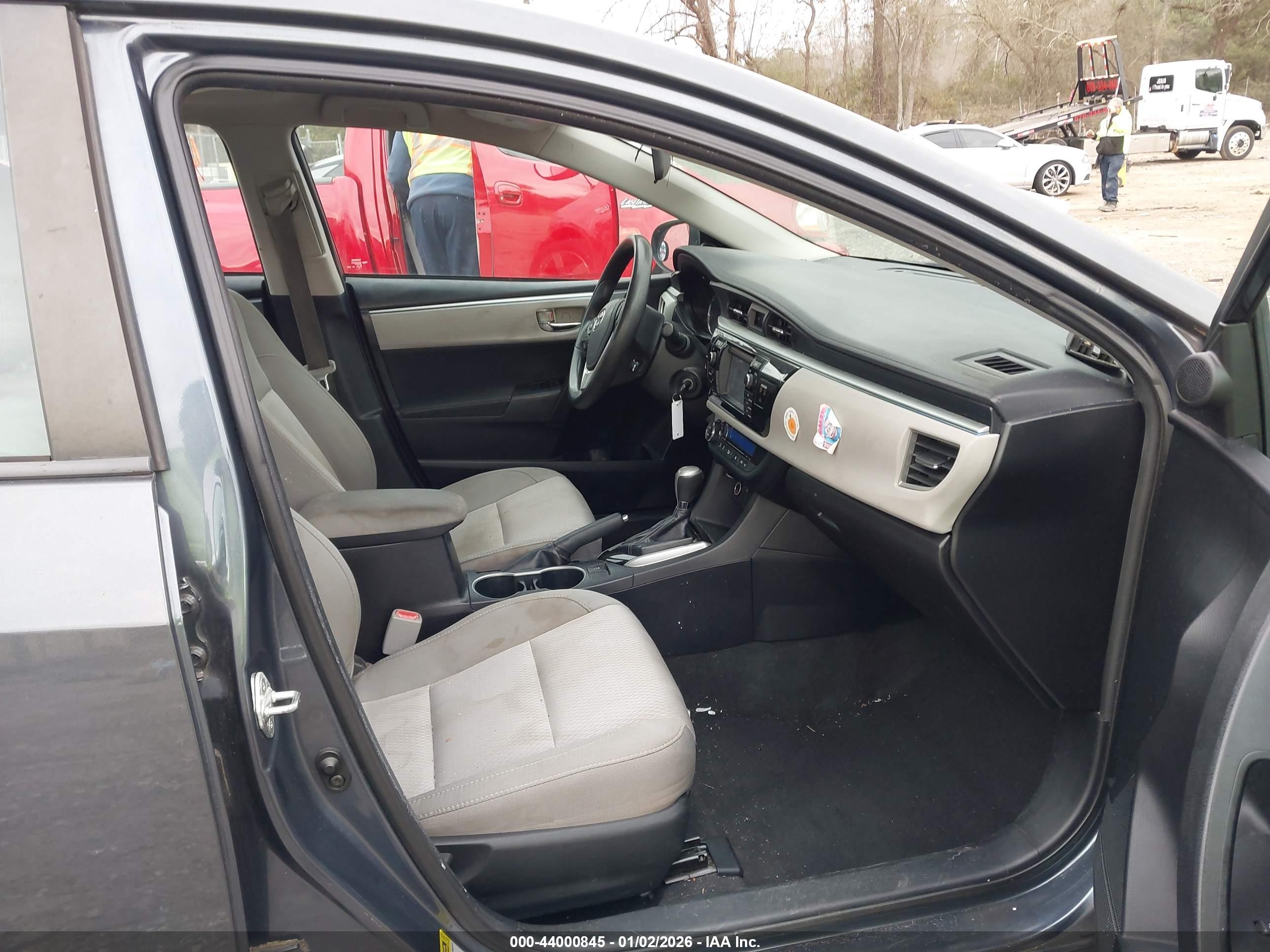 TOYOTA COROLLA image 5