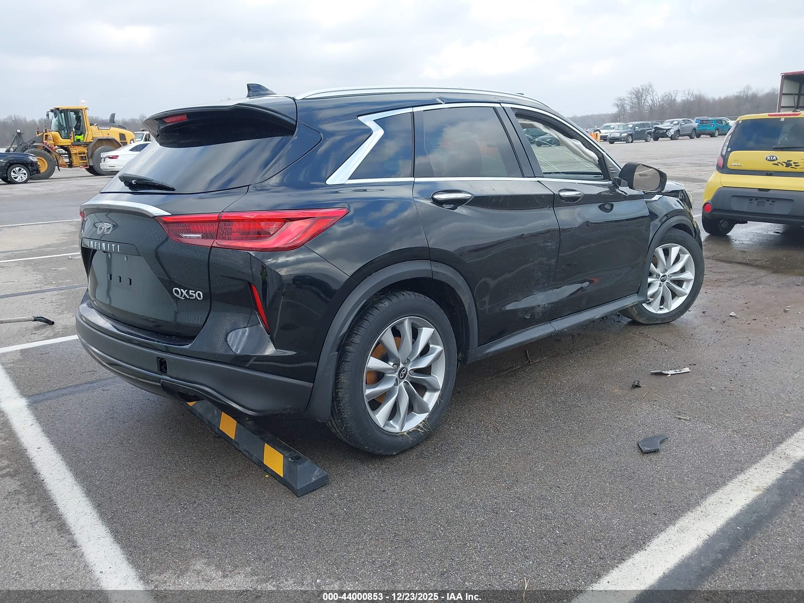 INFINITI QX50 image 4