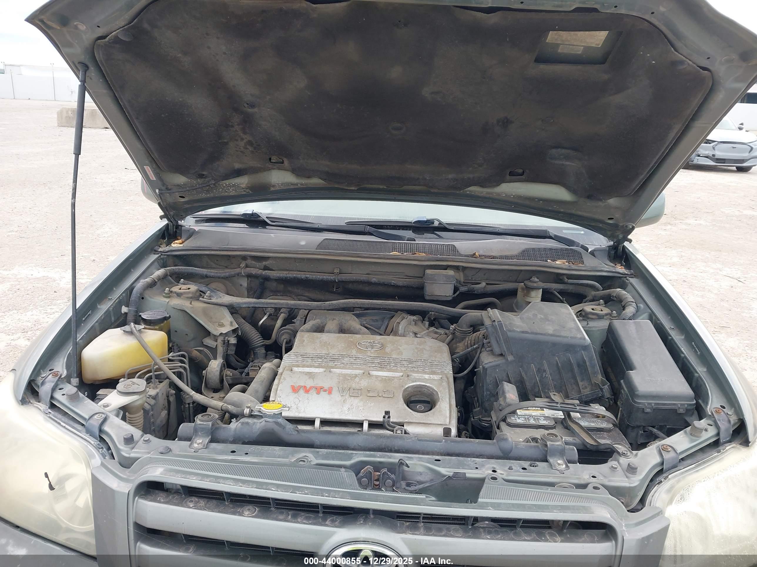 TOYOTA HIGHLANDER image 10
