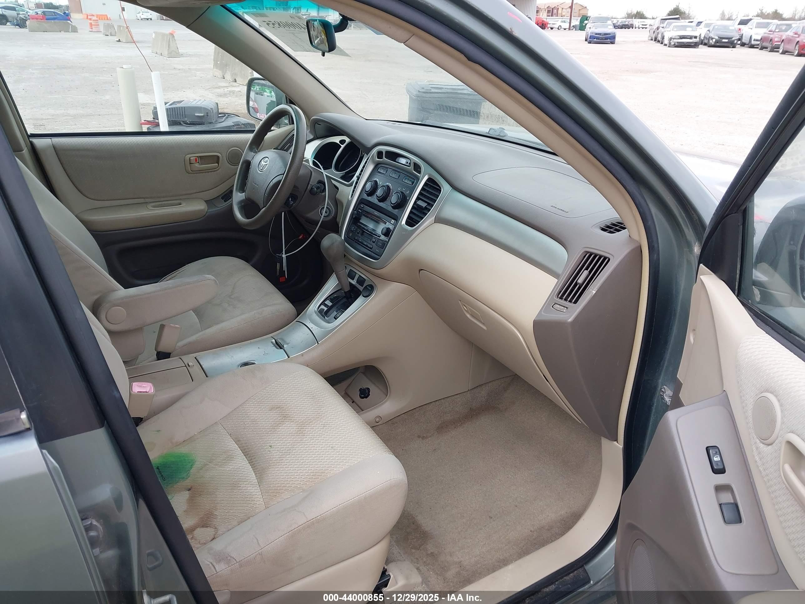 TOYOTA HIGHLANDER image 5