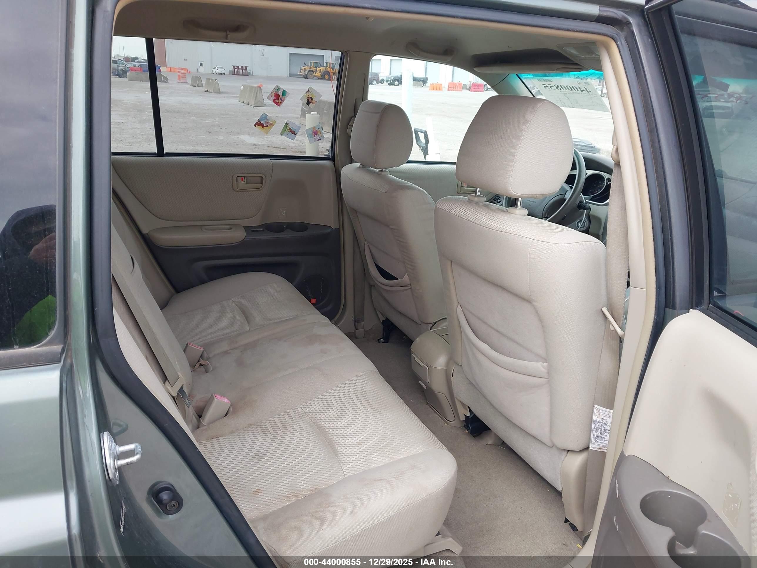 TOYOTA HIGHLANDER image 8