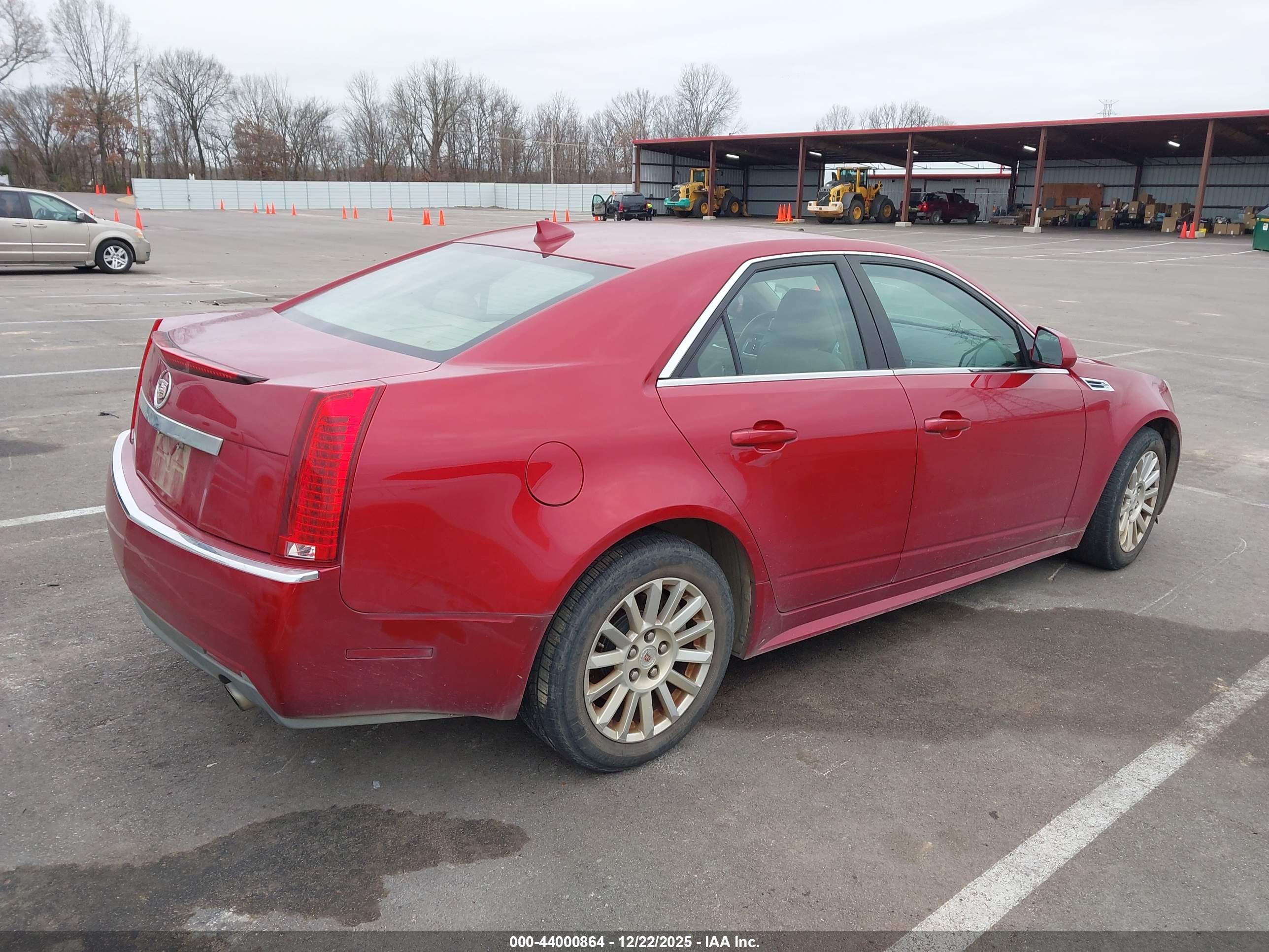 CADILLAC CTS image 4