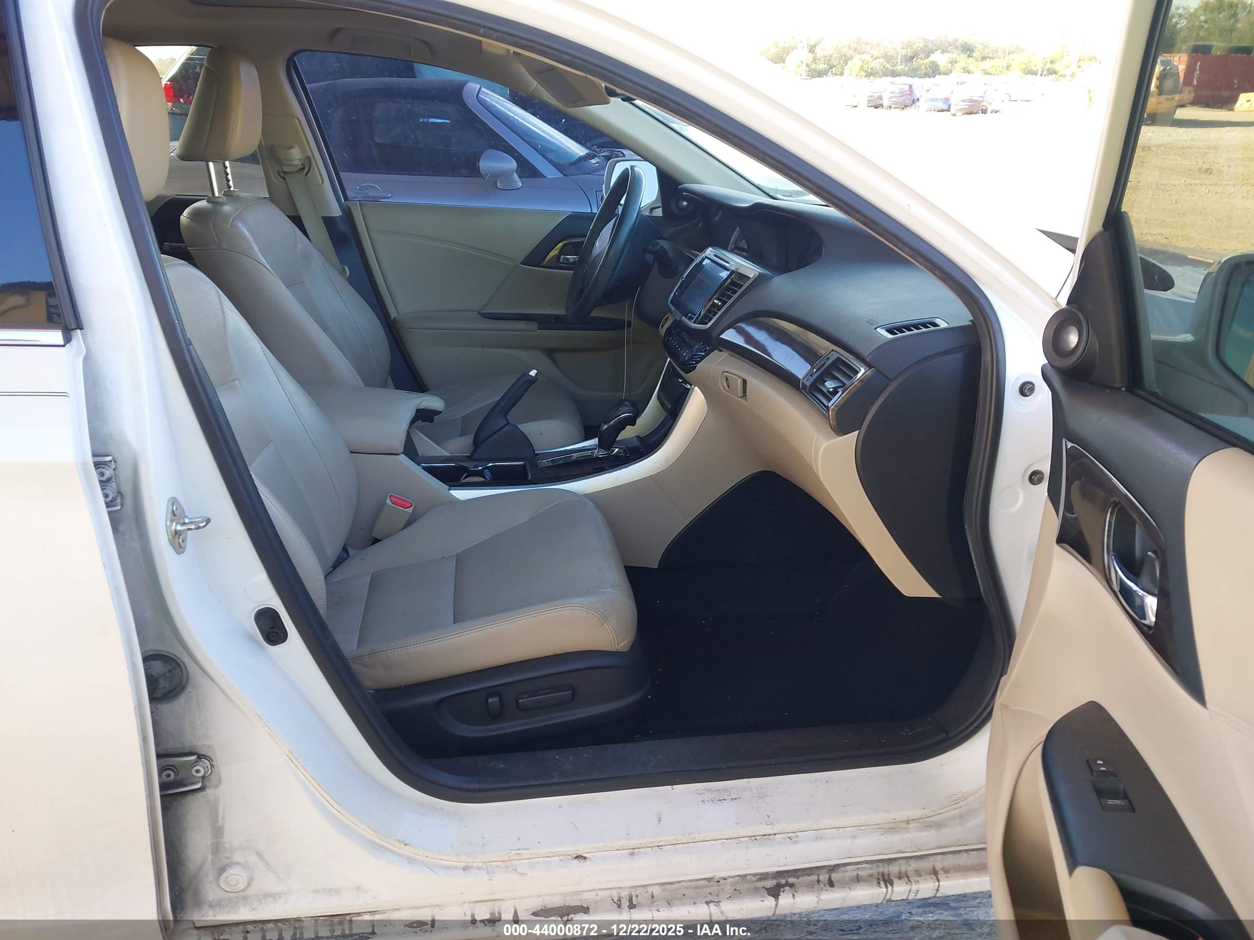 HONDA ACCORD image 5