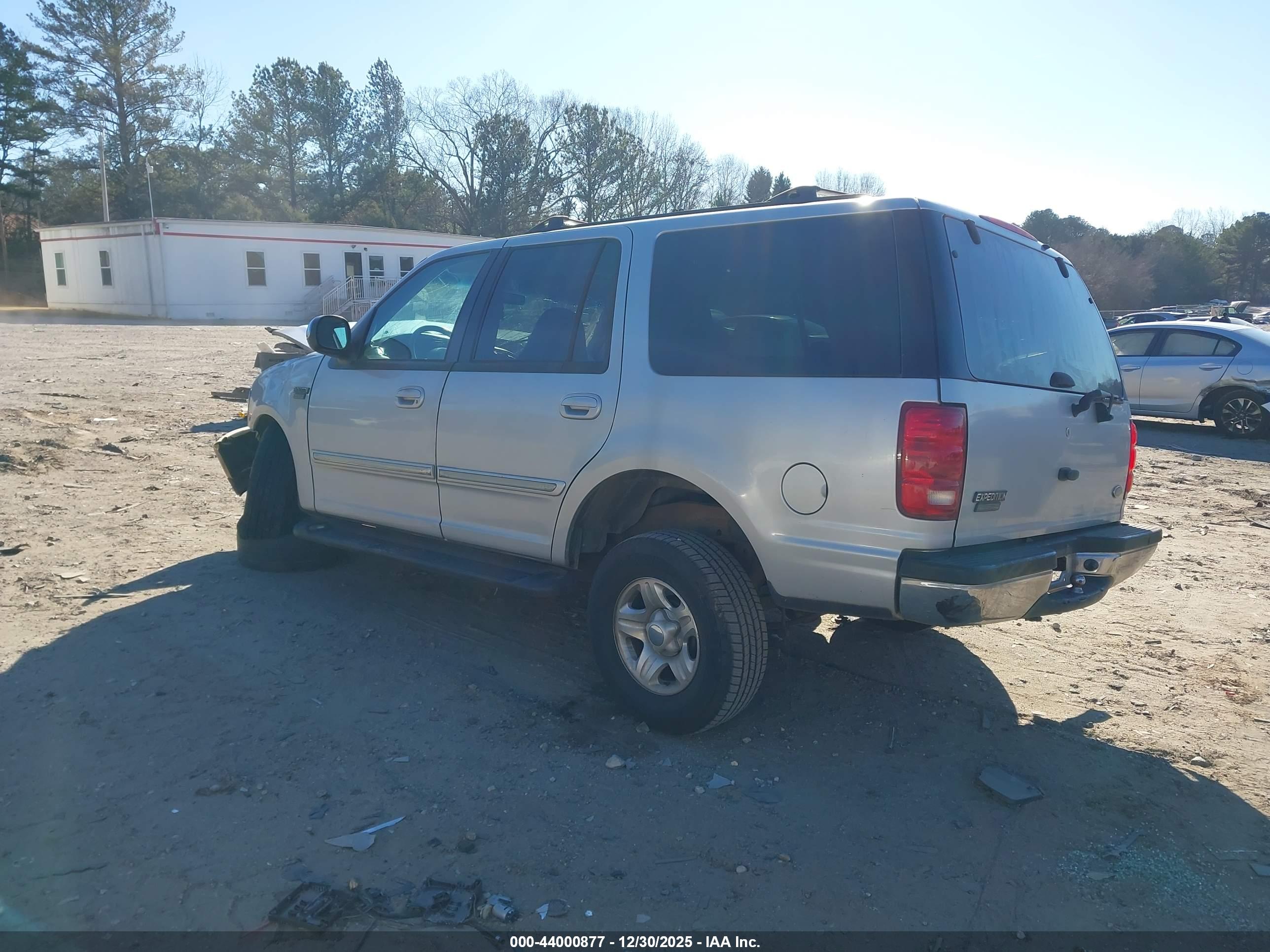 FORD EXPEDITION image 3