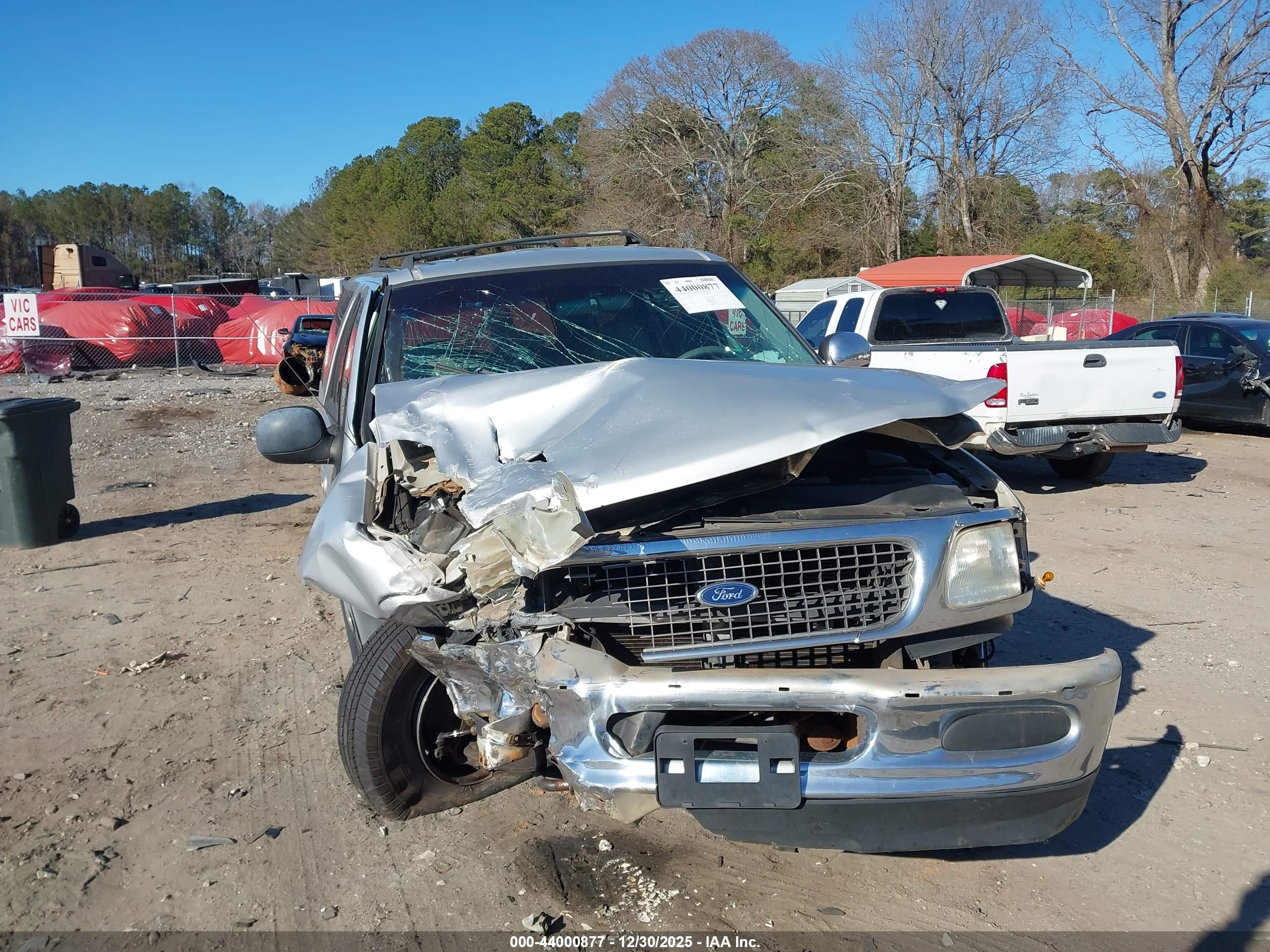 FORD EXPEDITION image 6
