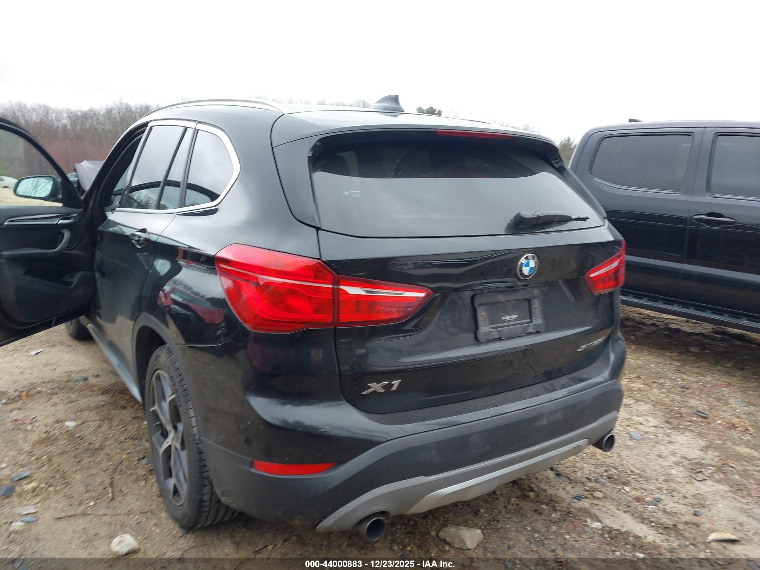 BMW X1 image 3