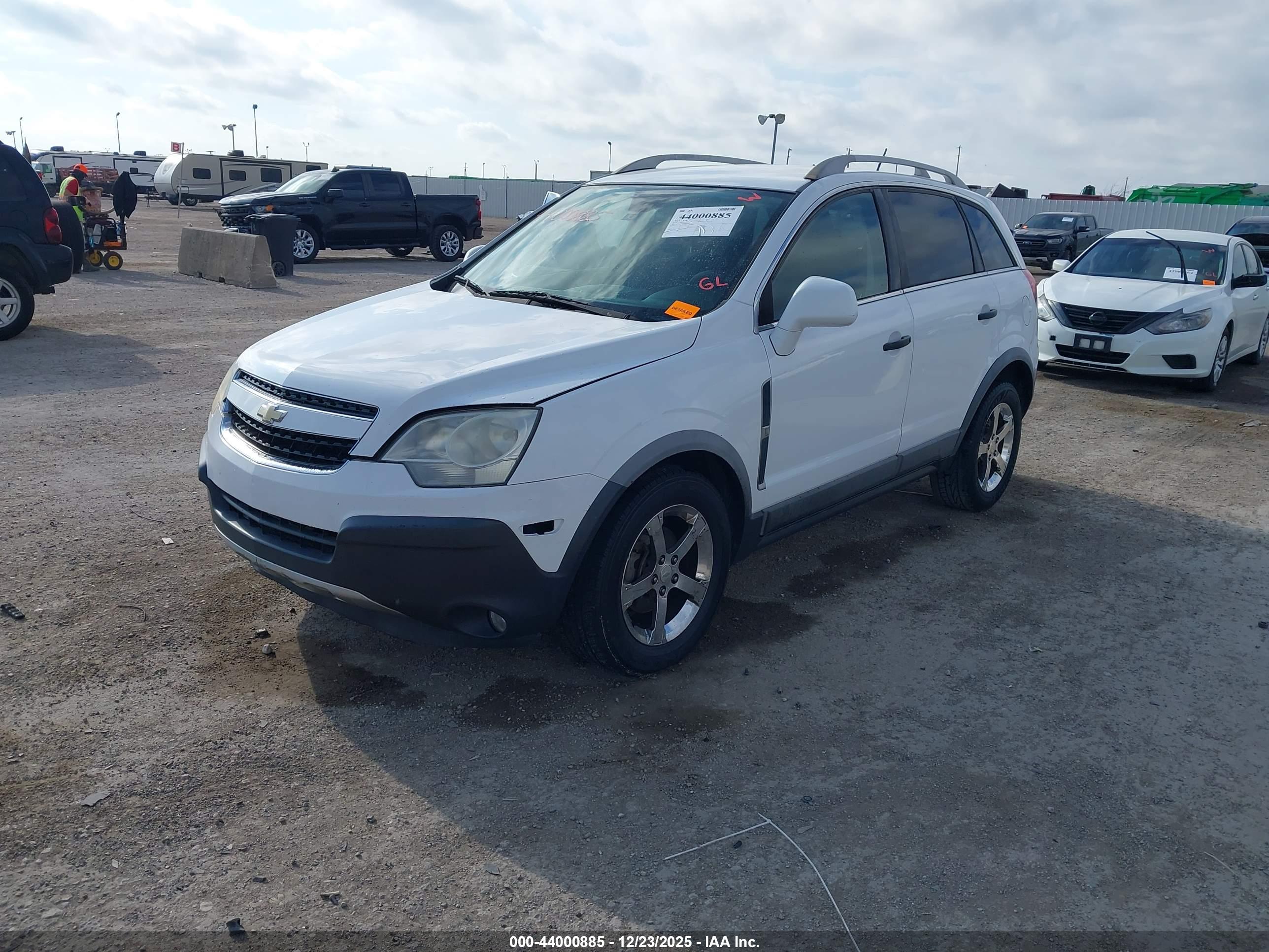 CHEVROLET CAPTIVA image 2