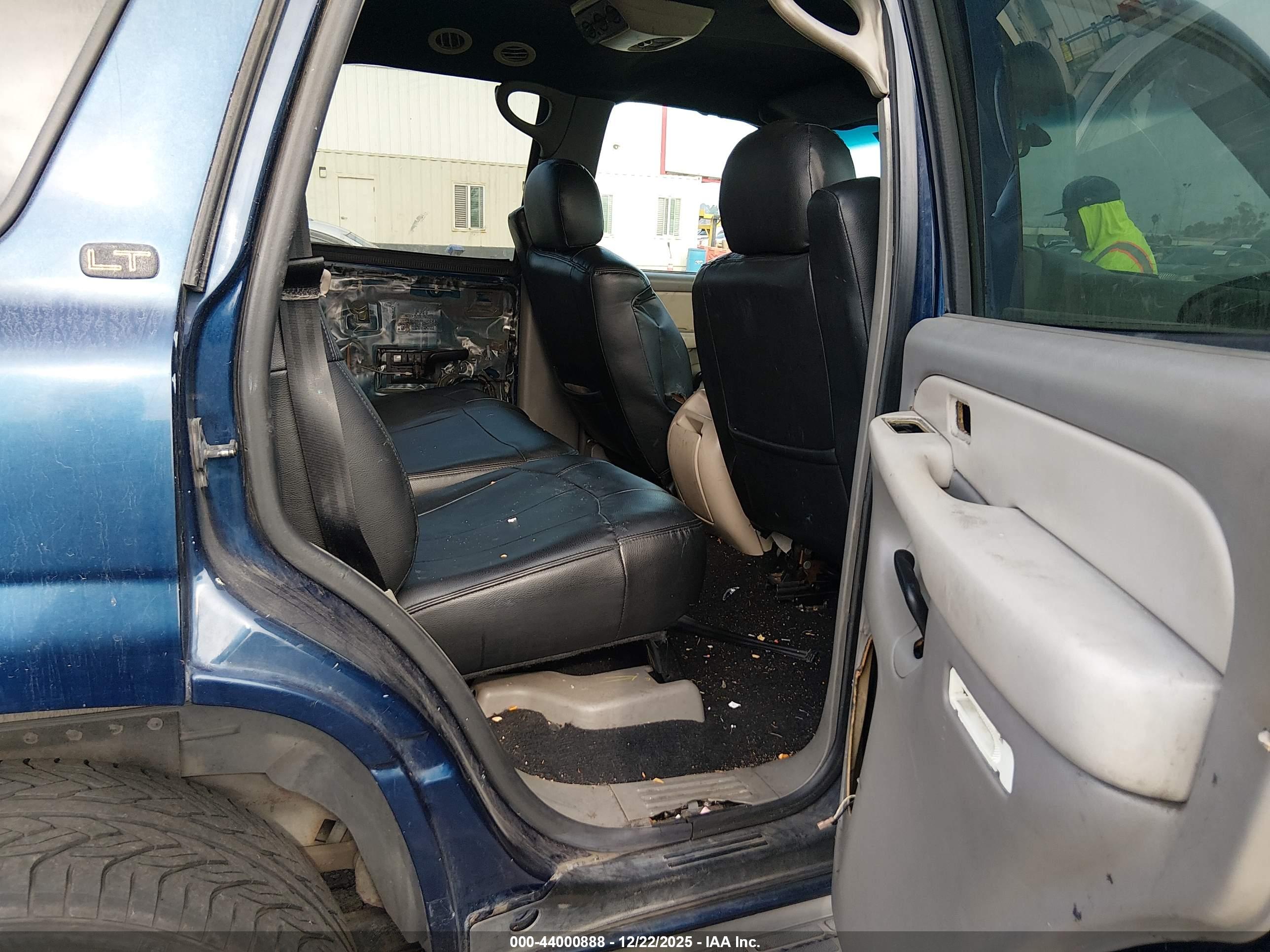 CHEVROLET TAHOE image 8