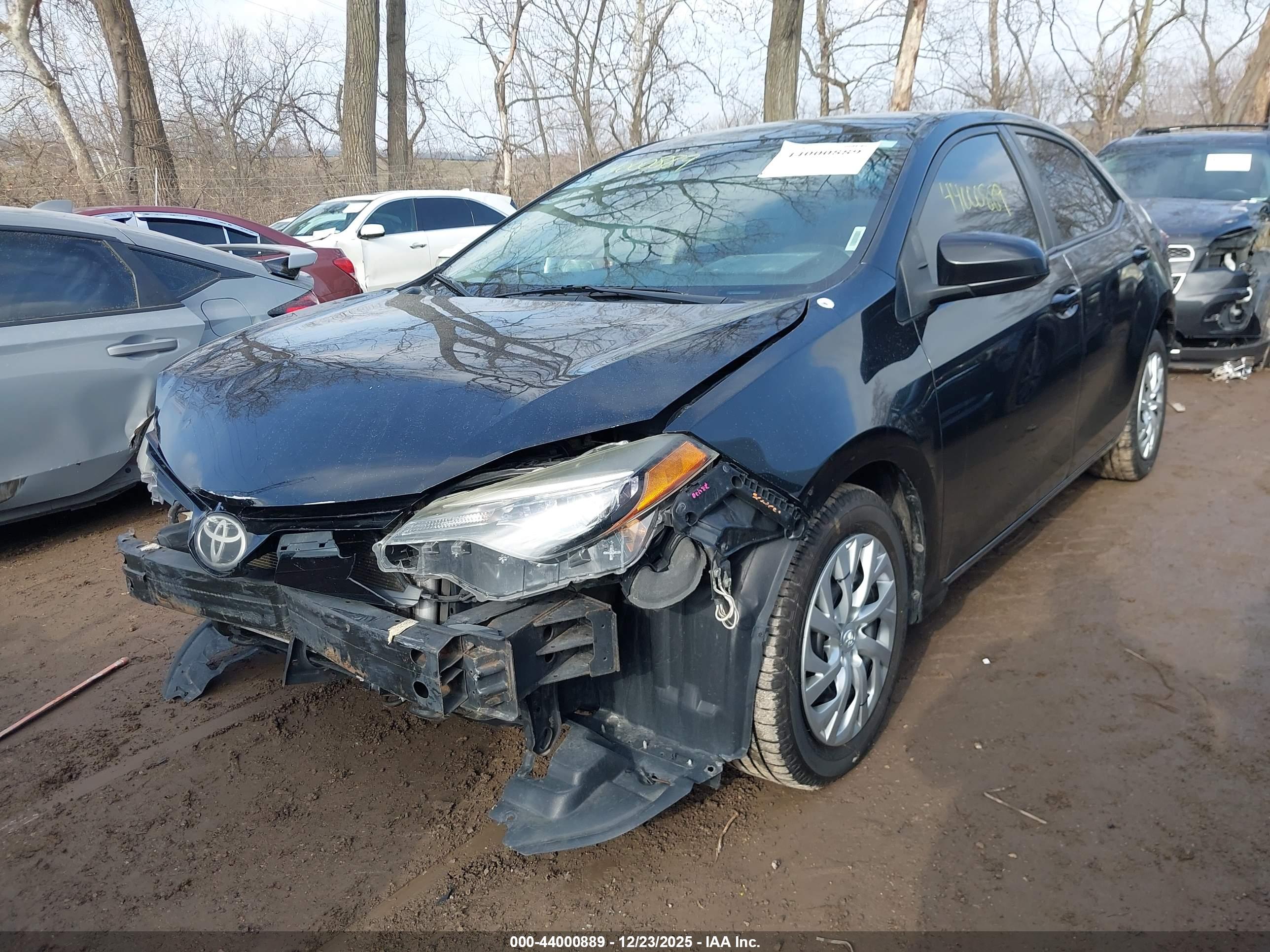 TOYOTA COROLLA image 6