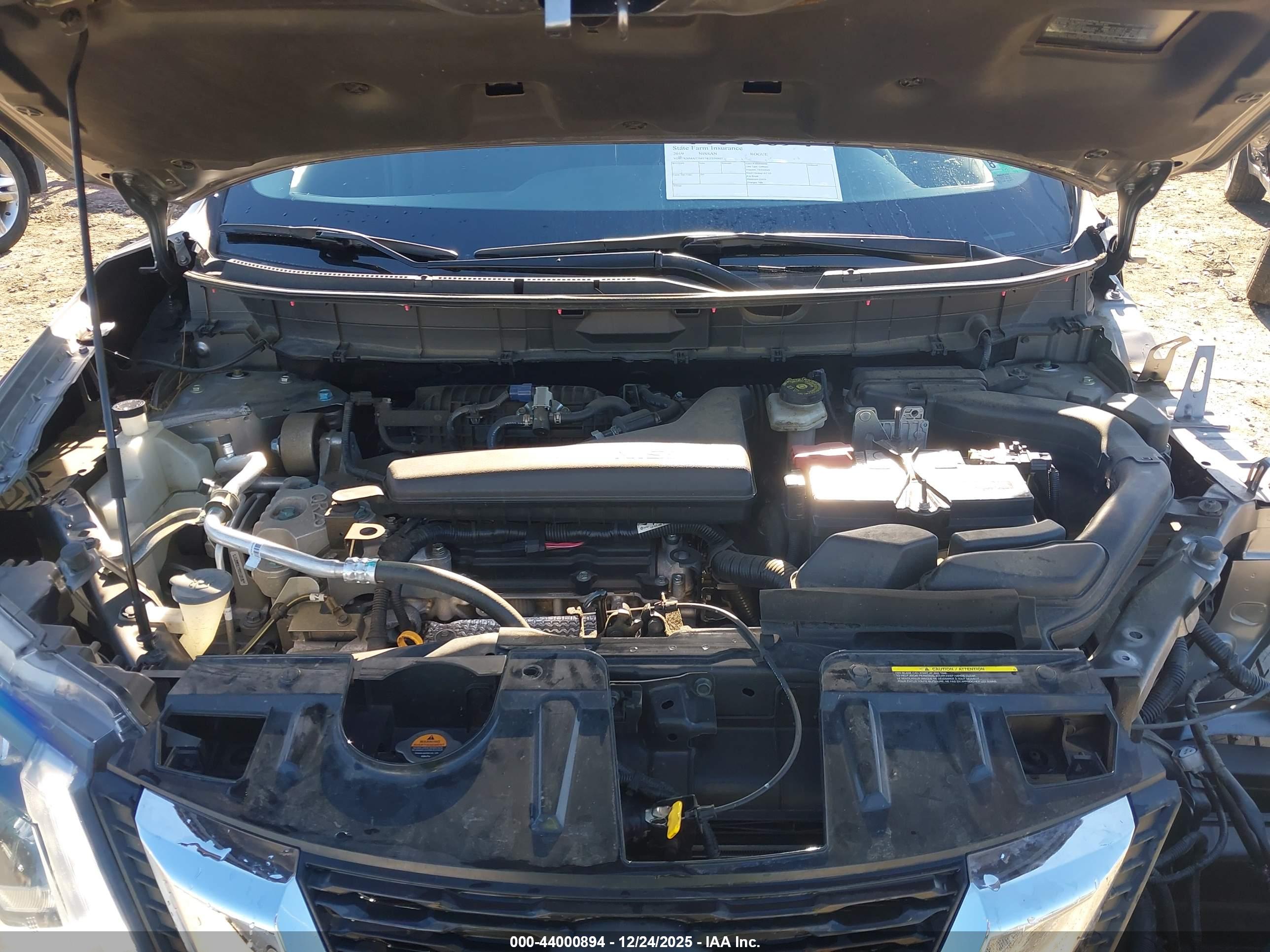 NISSAN ROGUE image 10
