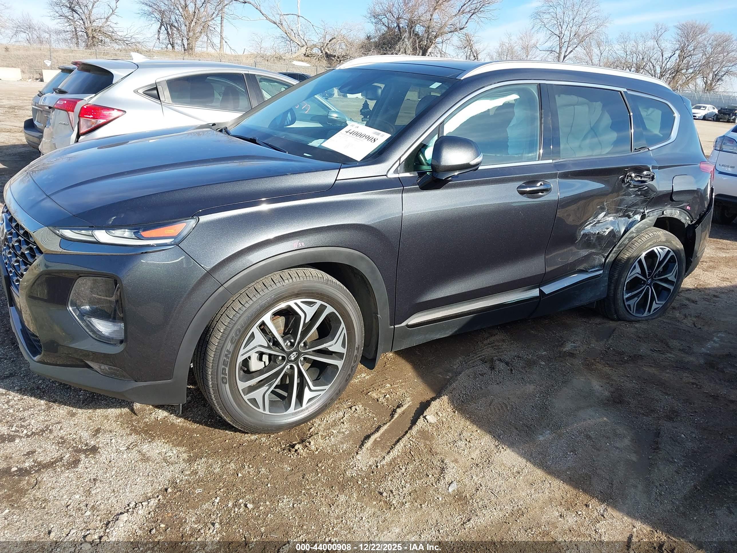 HYUNDAI SANTA image 2