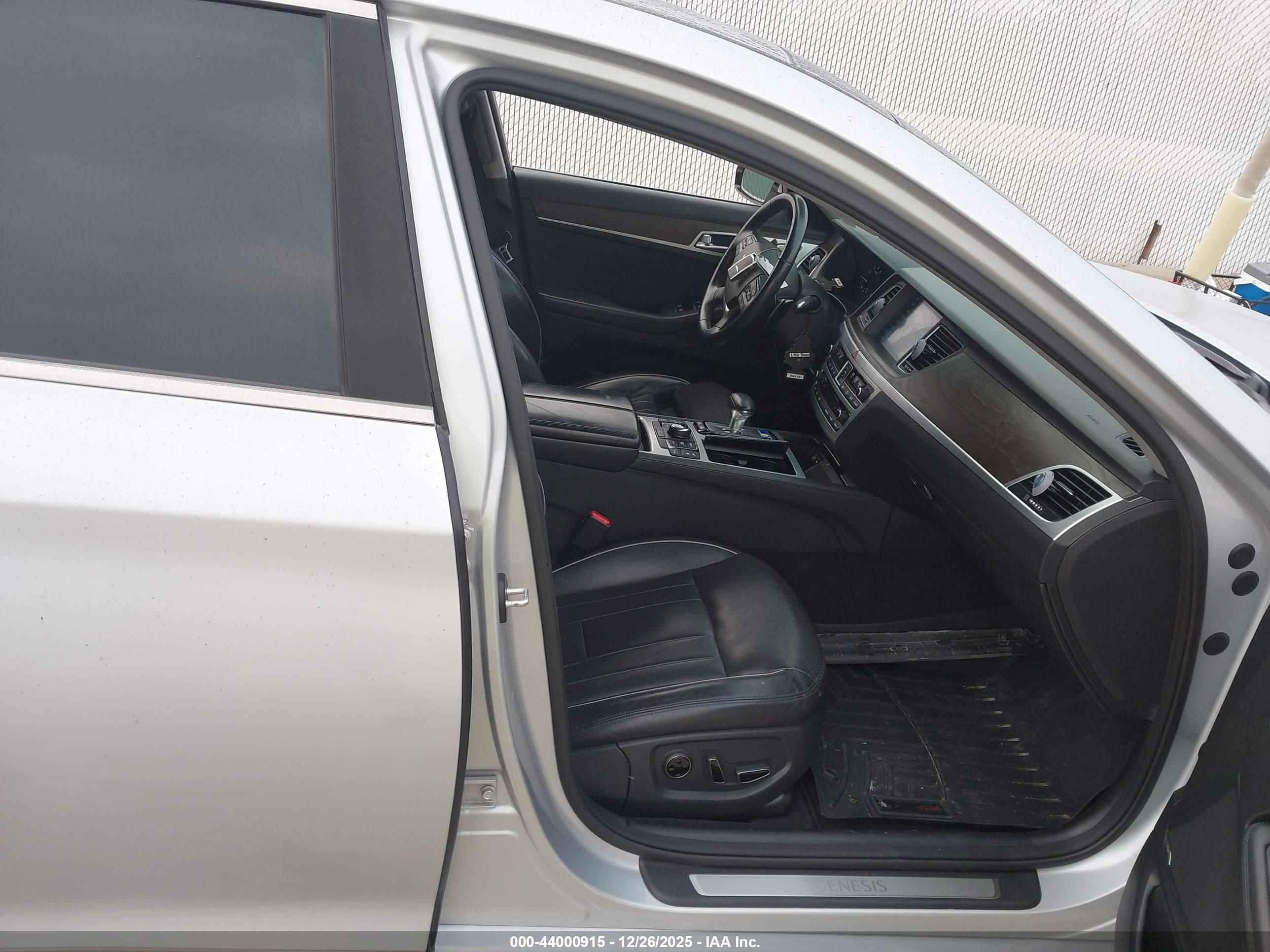 GENESIS G80 image 5