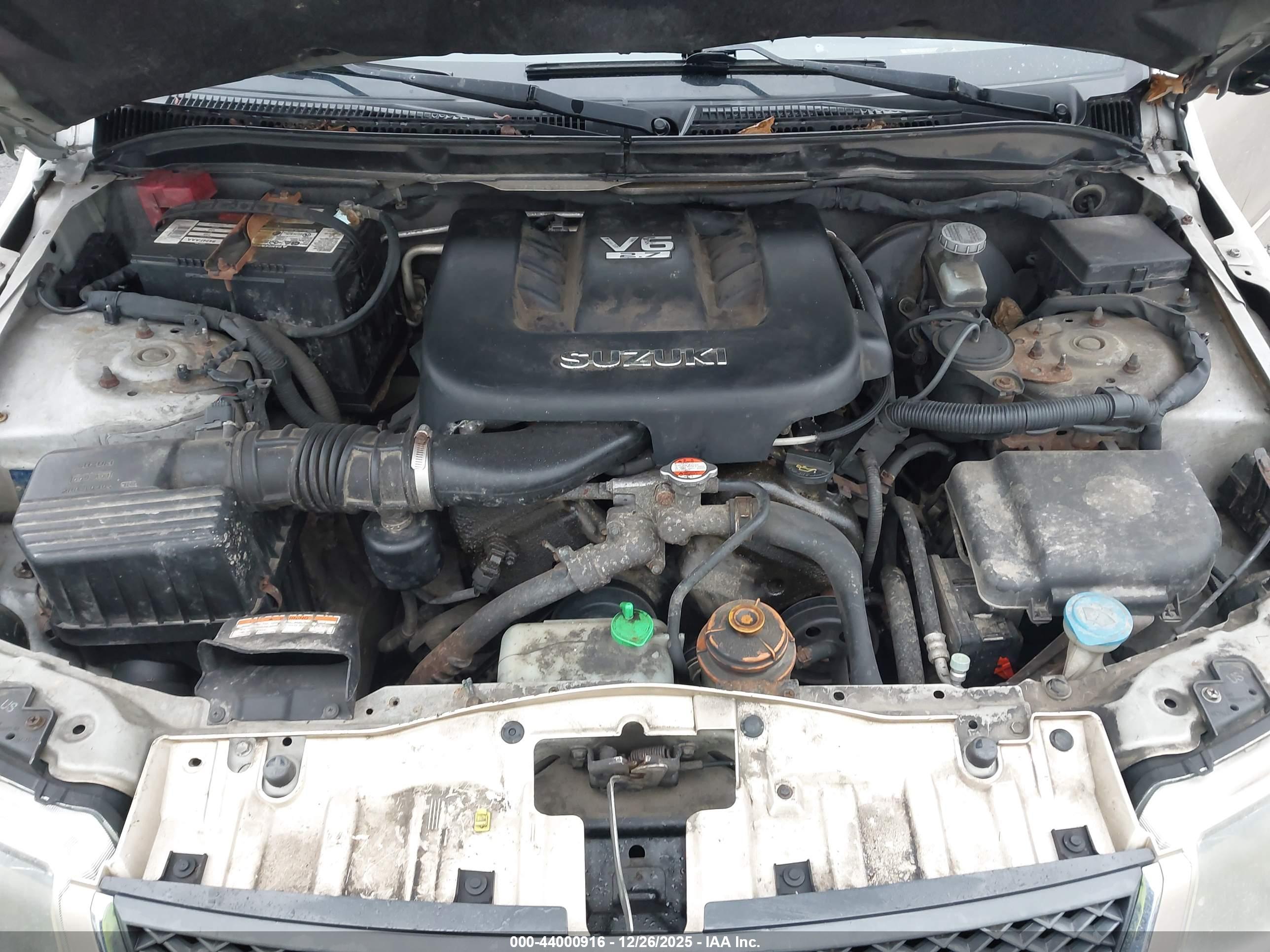 SUZUKI GRAND image 10