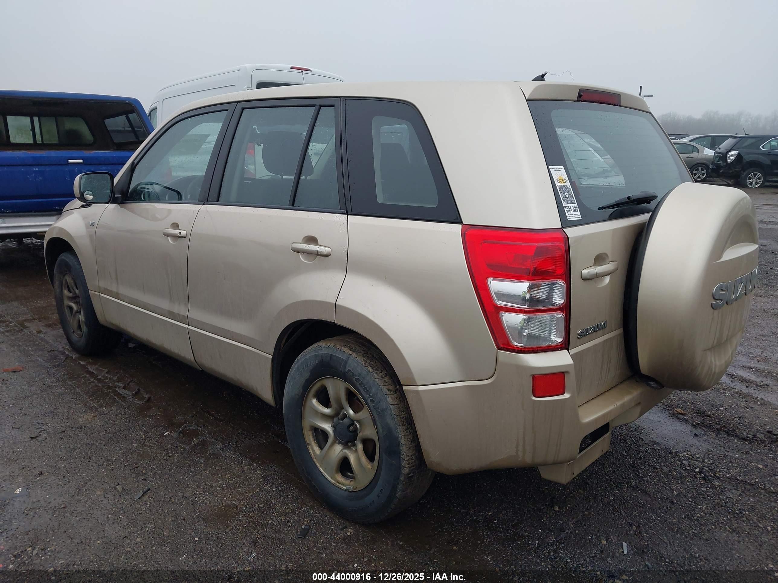 SUZUKI GRAND image 3