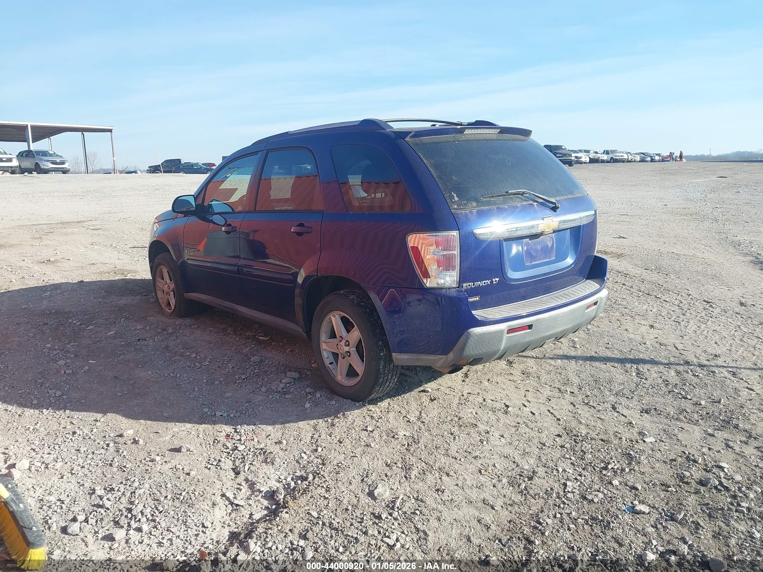 CHEVROLET EQUINOX image 3