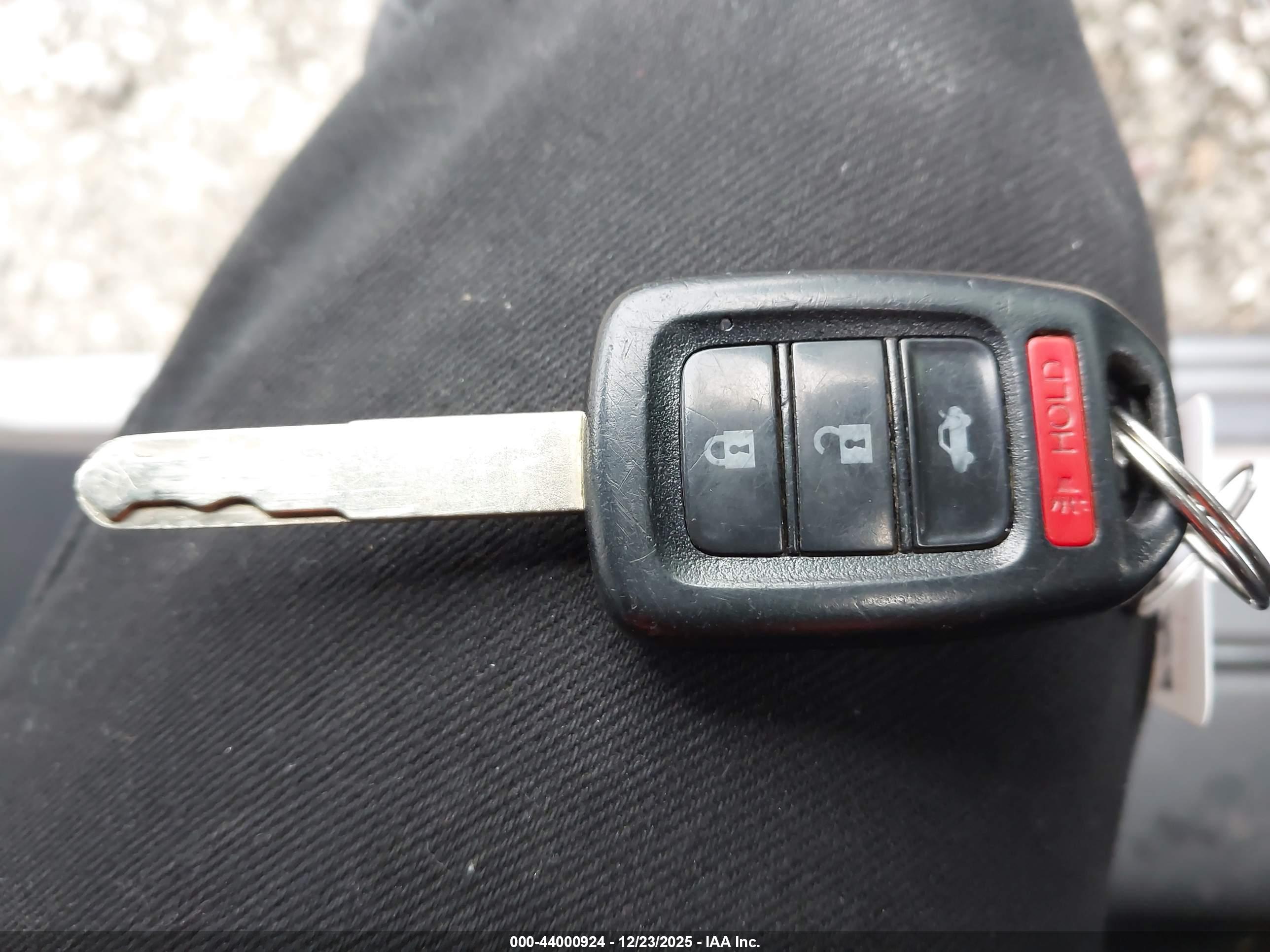 HONDA ACCORD image 11