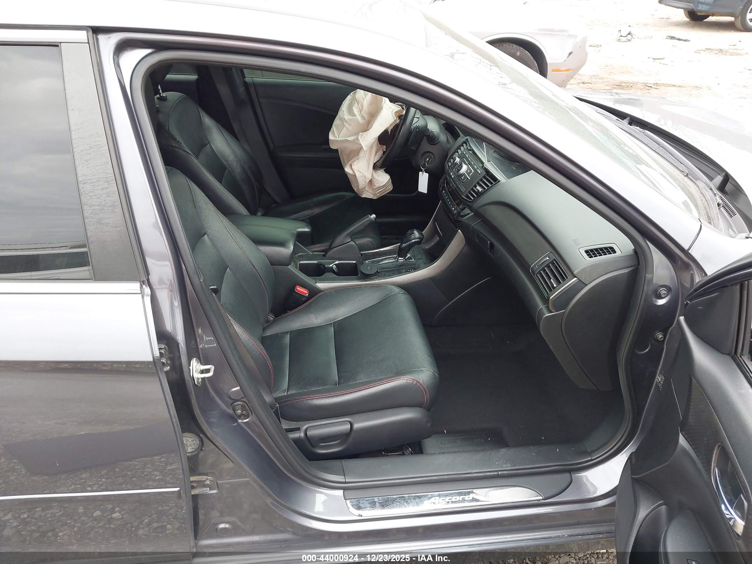 HONDA ACCORD image 5