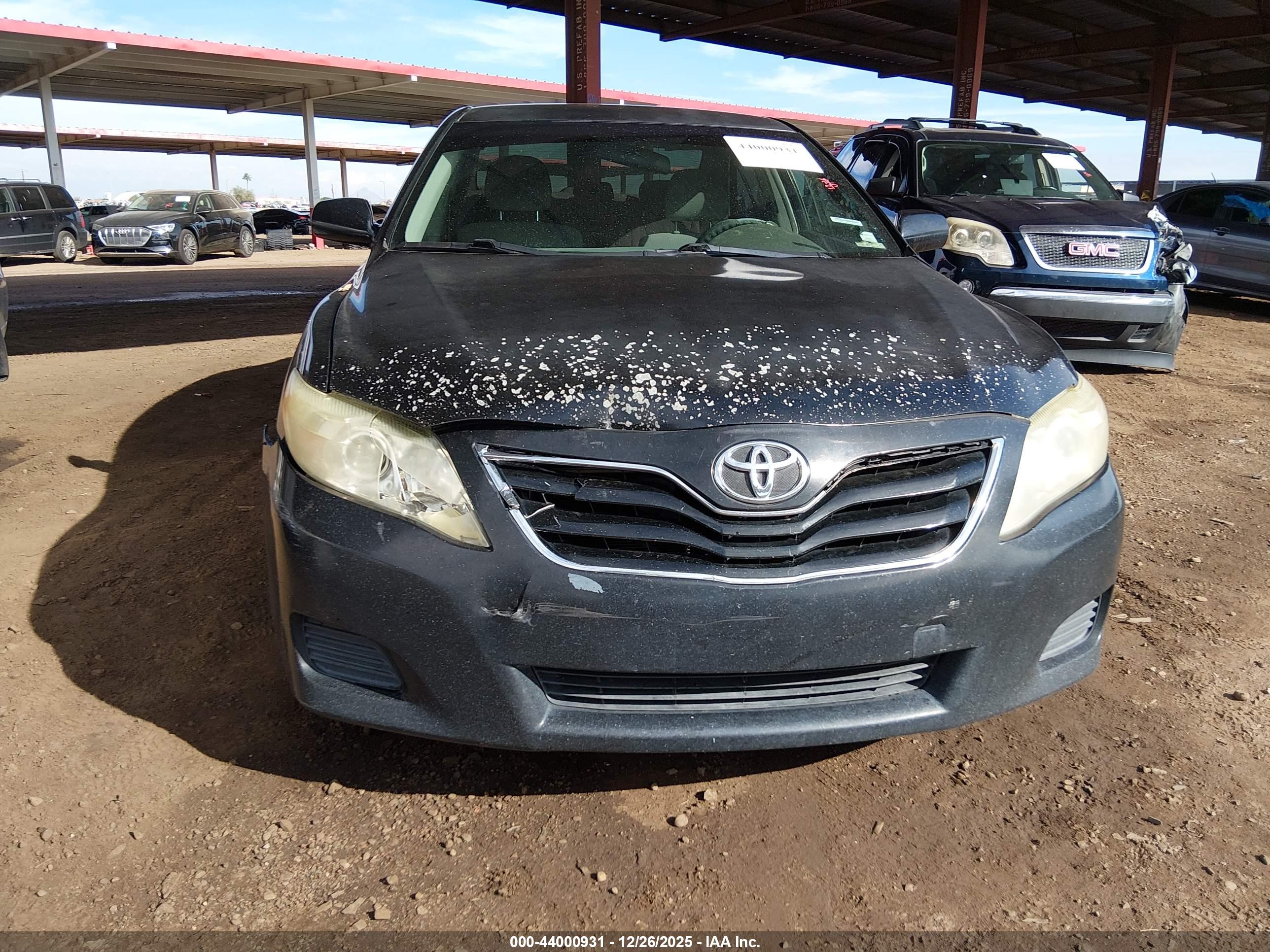 TOYOTA CAMRY image 6