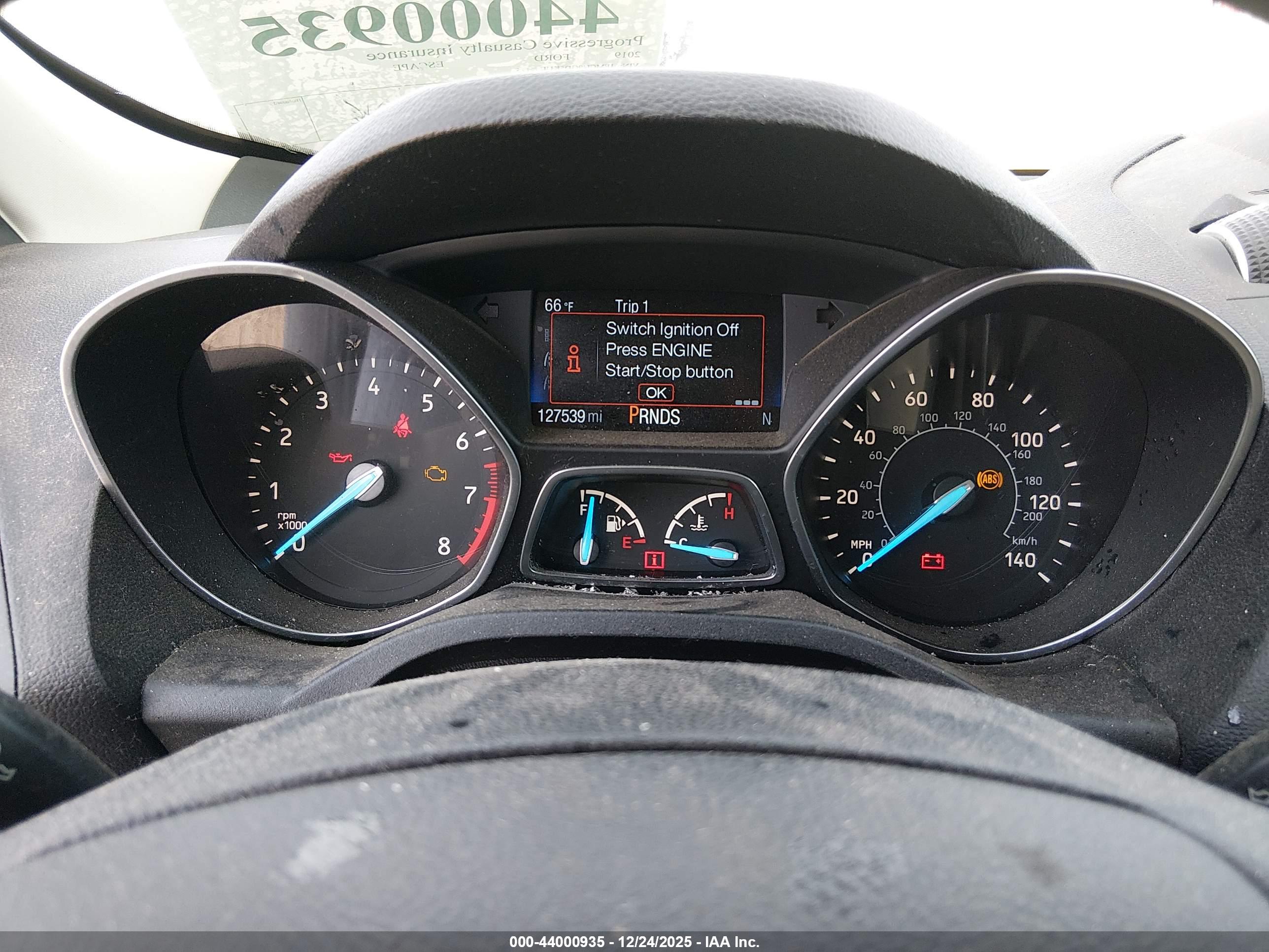 FORD ESCAPE image 7
