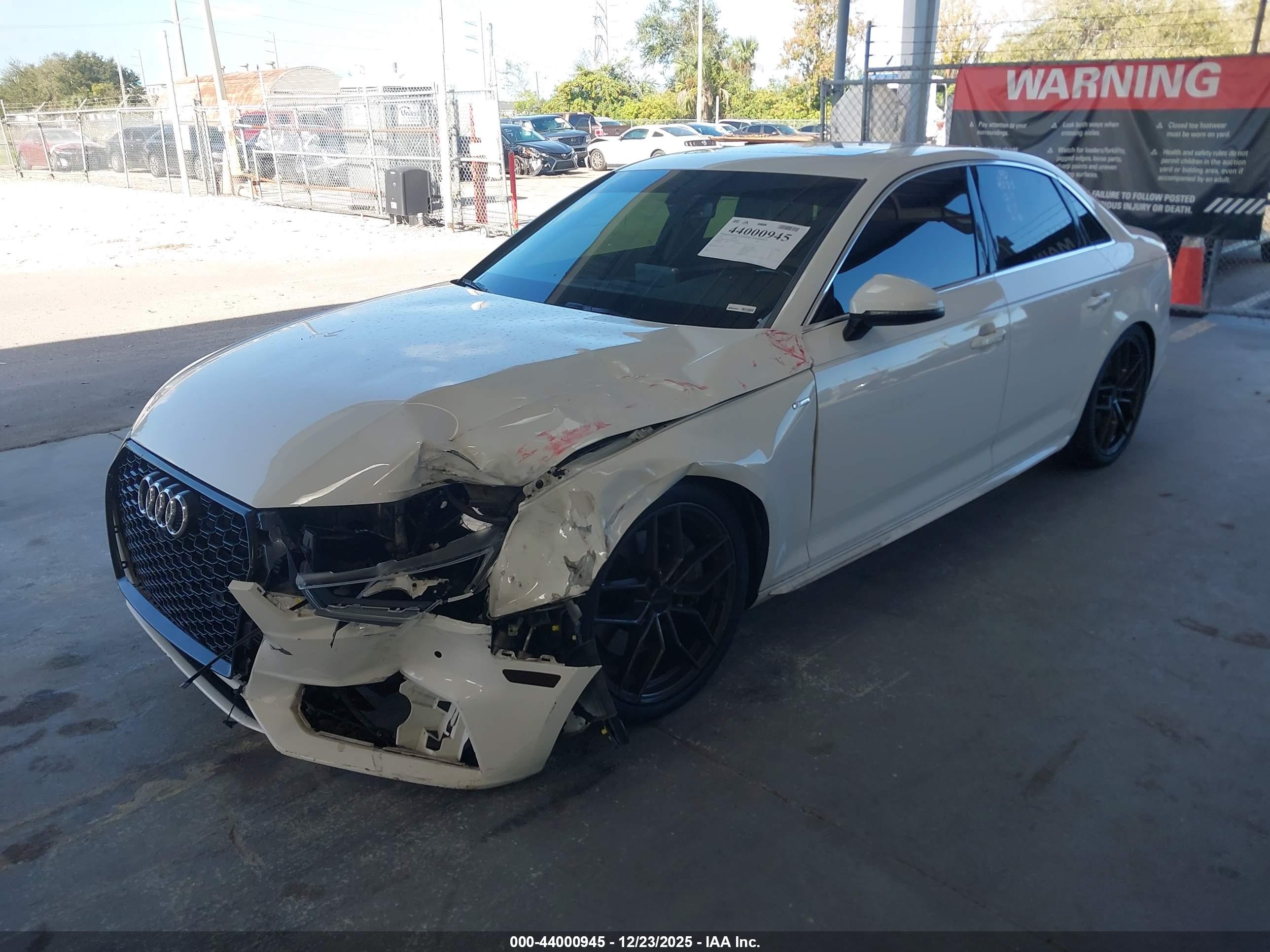 AUDI A4 image 2