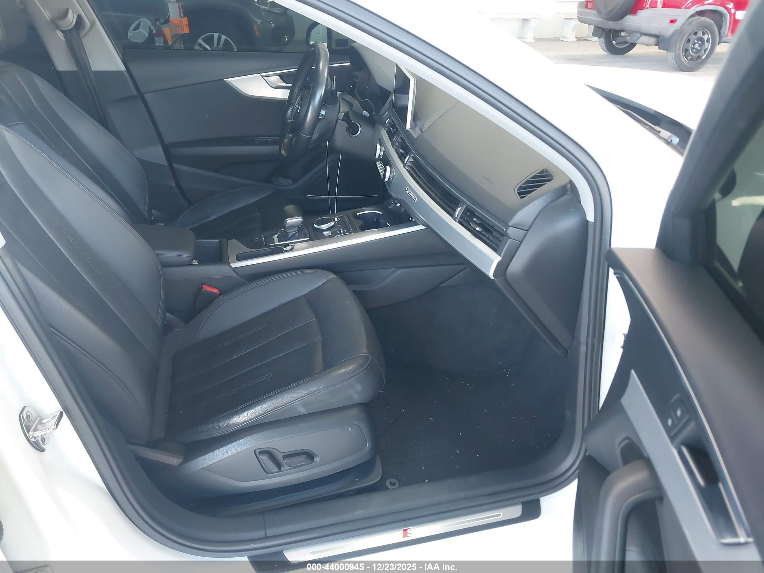 AUDI A4 image 5